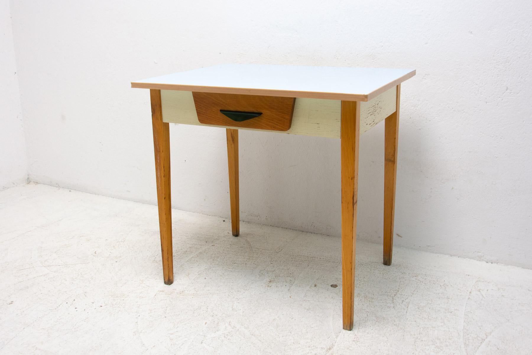 Mid Century Wooden and Formica Central Table, Czechoslovakia, 1960's For Sale 11