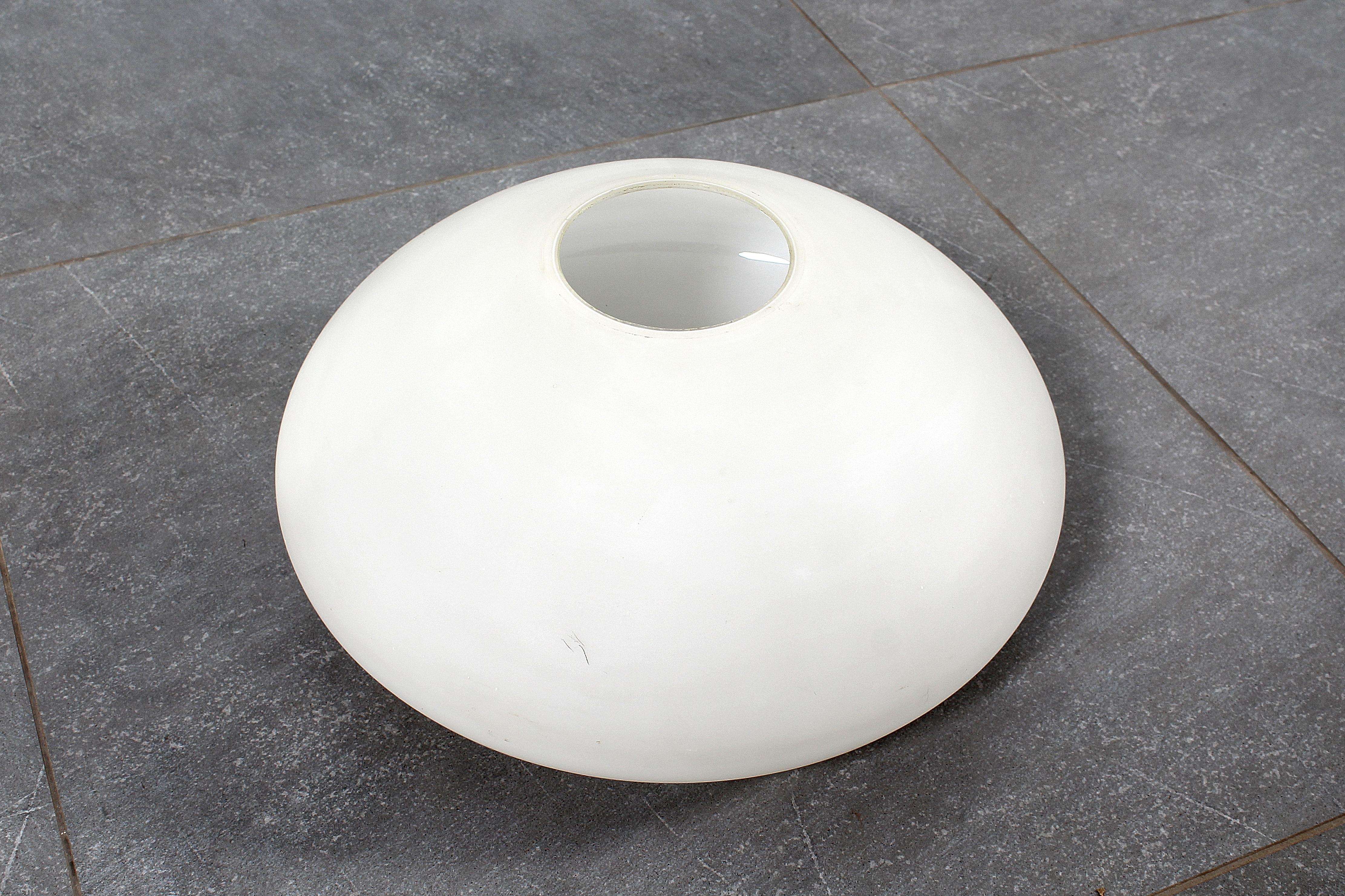 Mid-Century Wooden and Frosted Glass Suspension Lamp, 60s Italy in vendita 5