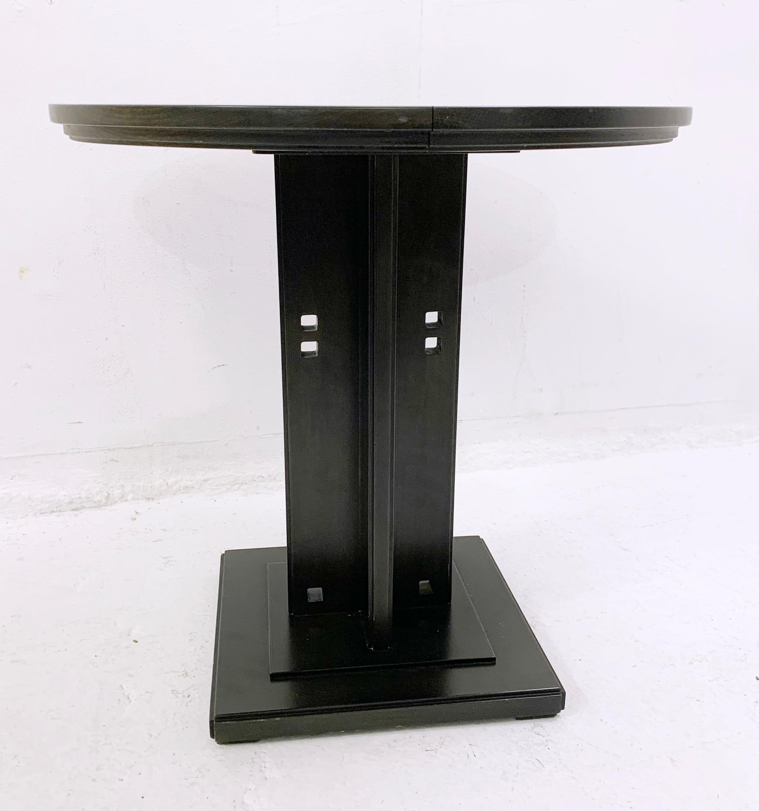 Gueridón de madera y cristal de mediados de siglo, fabricado por Giorgetti, Italia, años 80 Italiano en venta