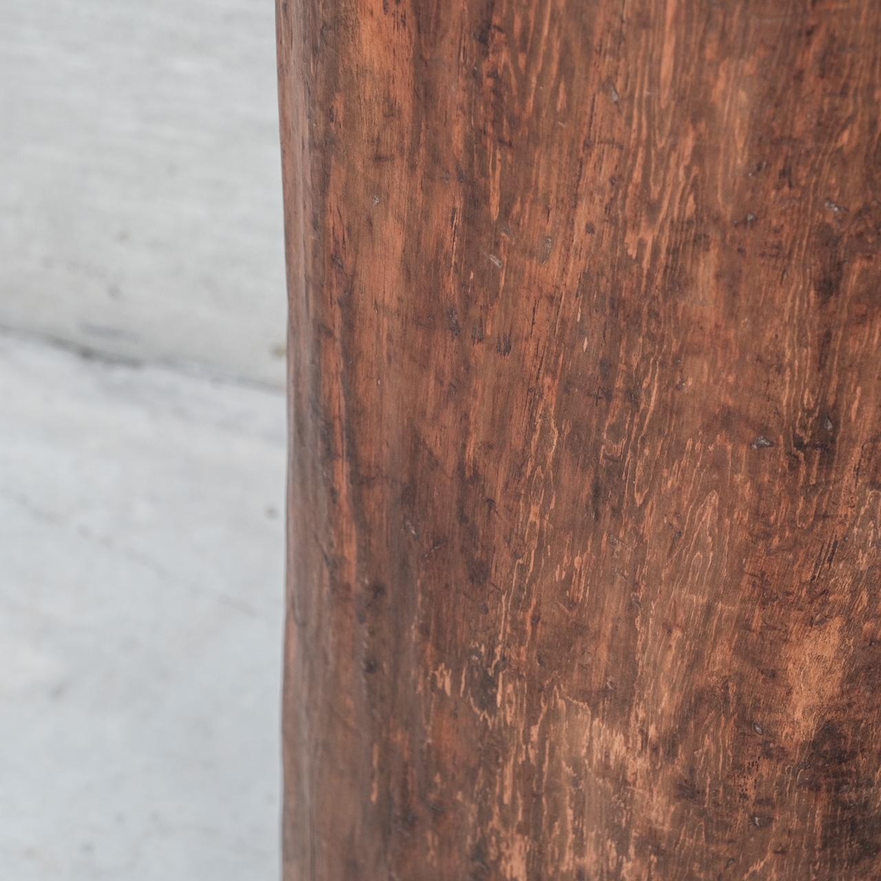 Fioriera primitiva con tronco d'albero in legno e ferro di metà secolo In condizioni buone in vendita a London, GB
