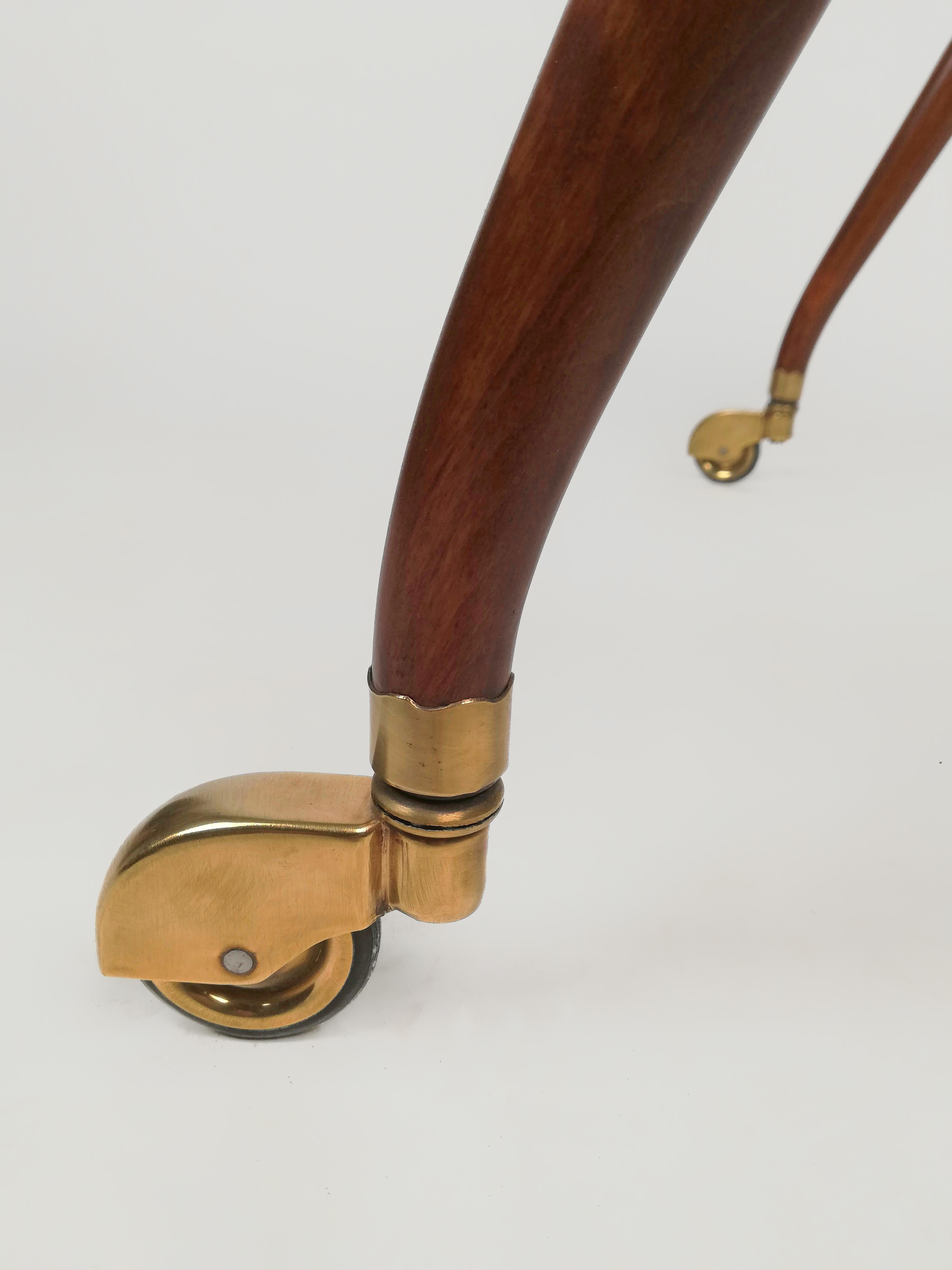 Carro de bar de madera de mediados de siglo con bandejas extraíbles de Cesare Lacca, Italia, 1950 en venta 11