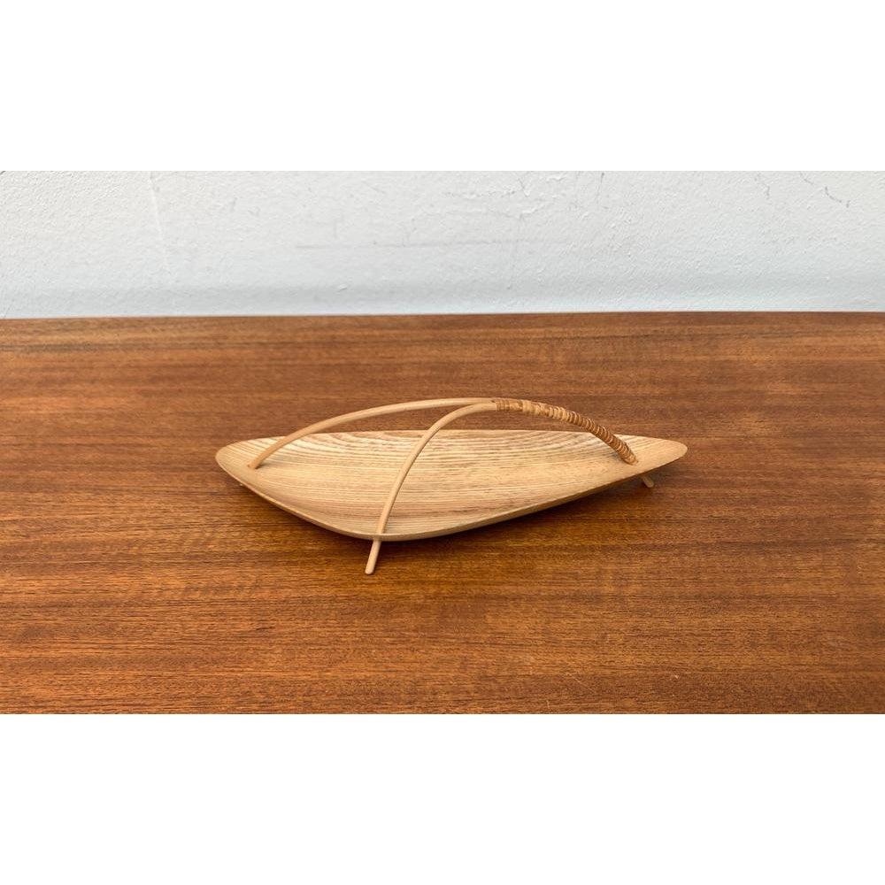 Mid-Century moderno Ciotola in legno di metà secolo con manico, anni '60 in vendita