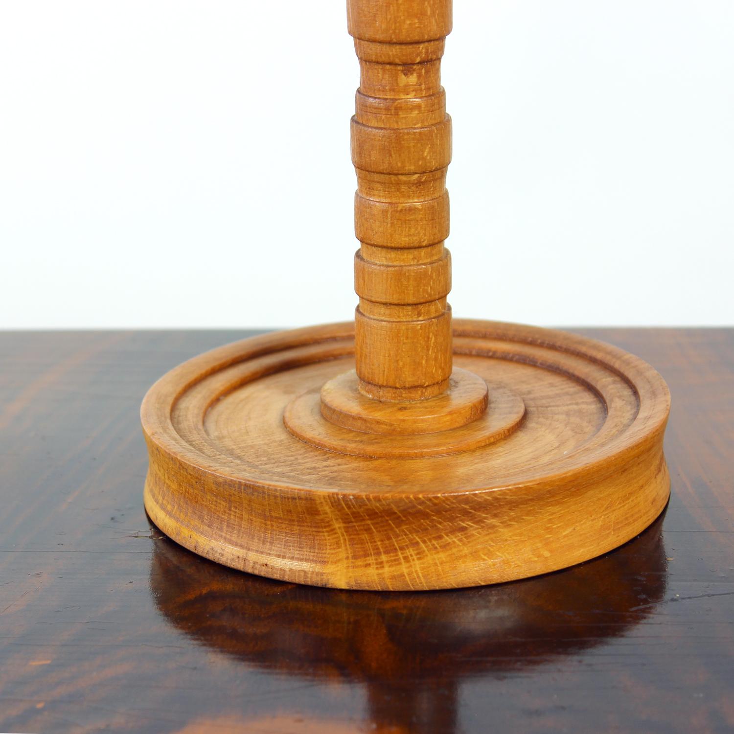 Portavelas de madera de mediados de siglo, Checoslovaquia, años 50 en venta 6