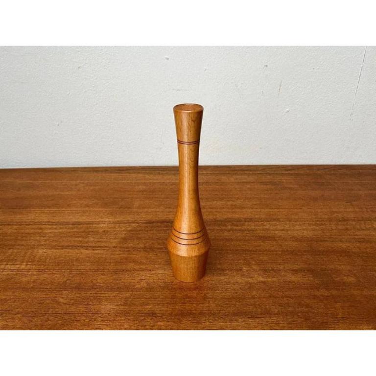 Candelabro de madera de mediados de siglo, años 60 Moderno de mediados de siglo en venta