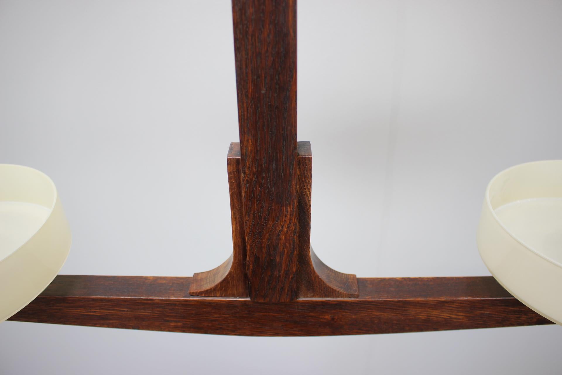 Araña de madera de mediados de siglo, años 30 mediados del siglo XX en venta