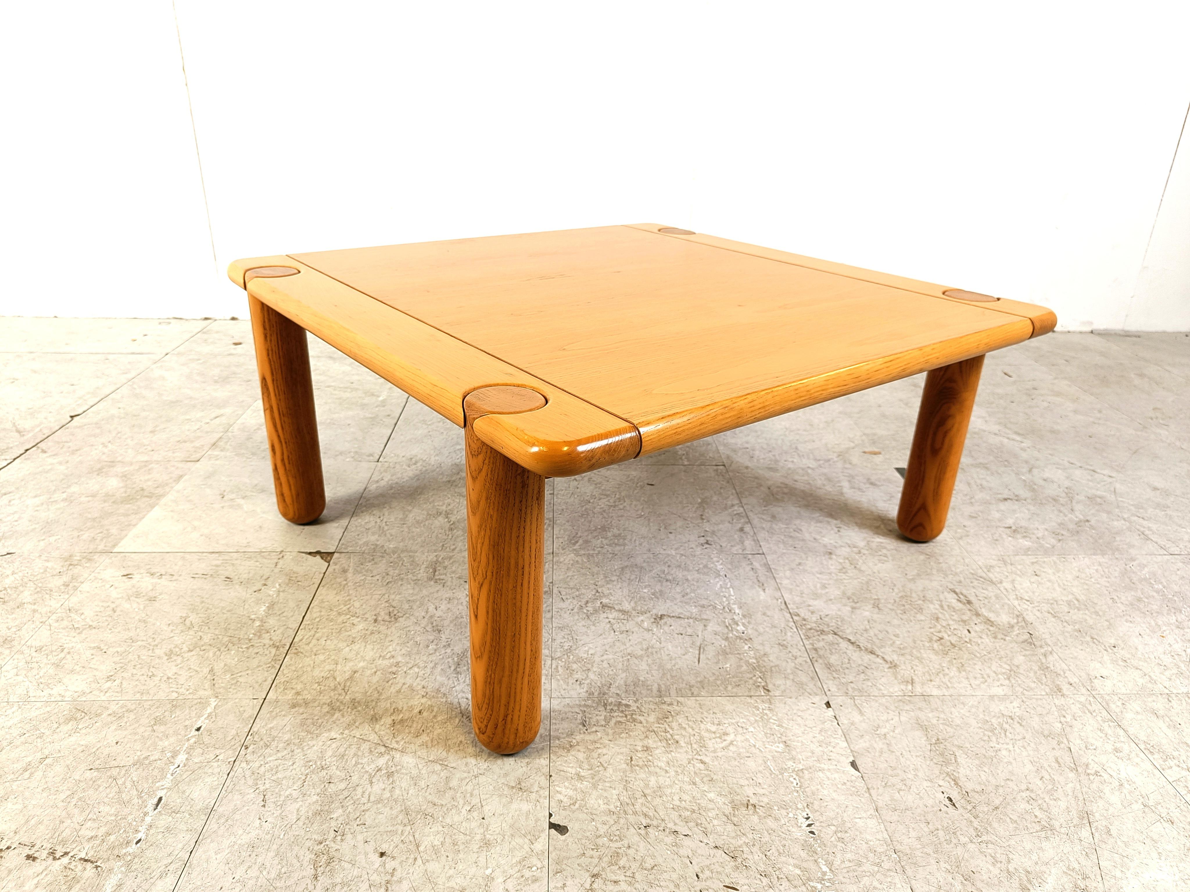 Italian Mid century wooden coffee table, 1970s For Sale
