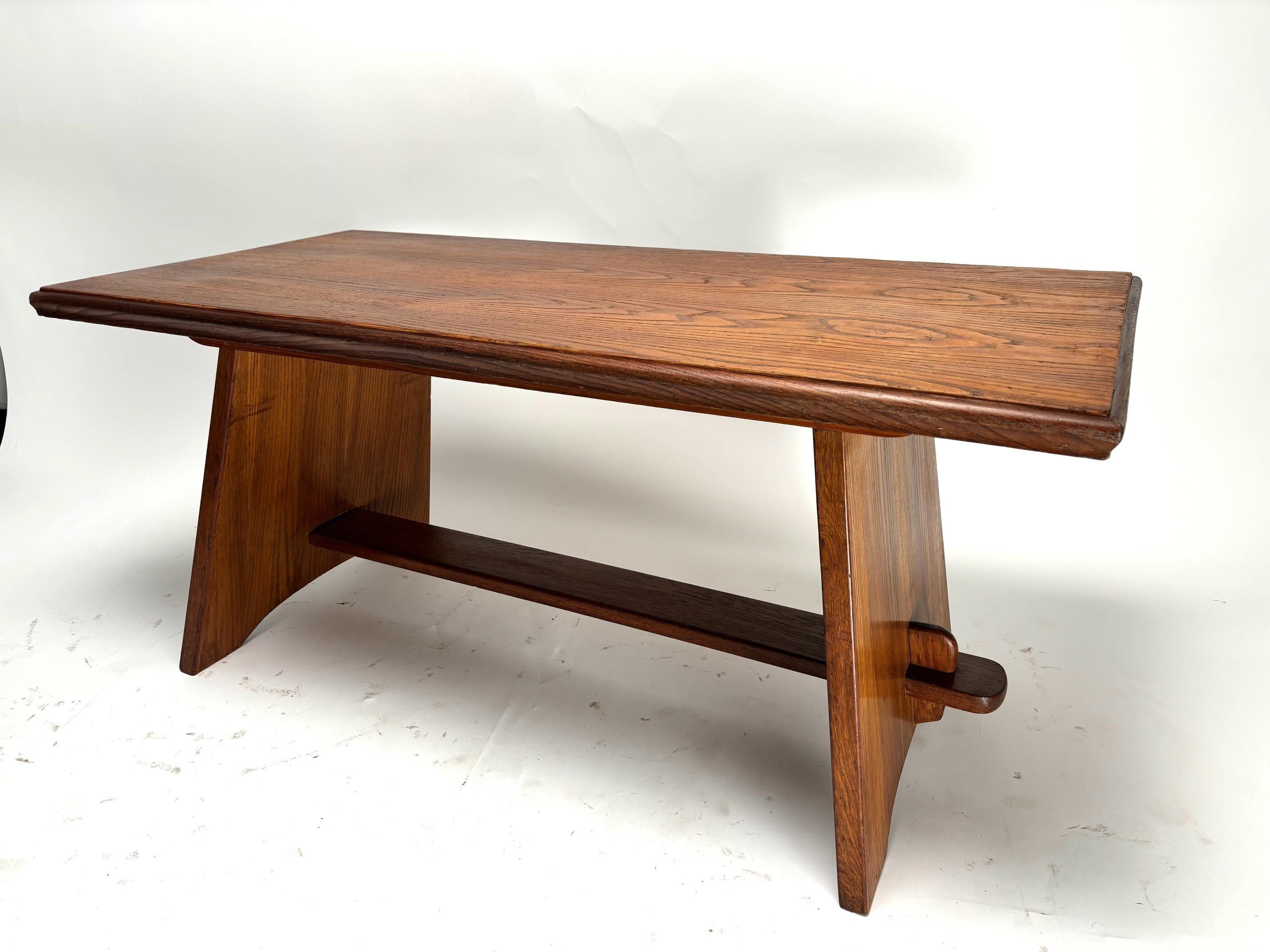 Italiano Tavolino in legno di metà secolo attribuito a Paolo Buffa, Italia, anni '50 in vendita