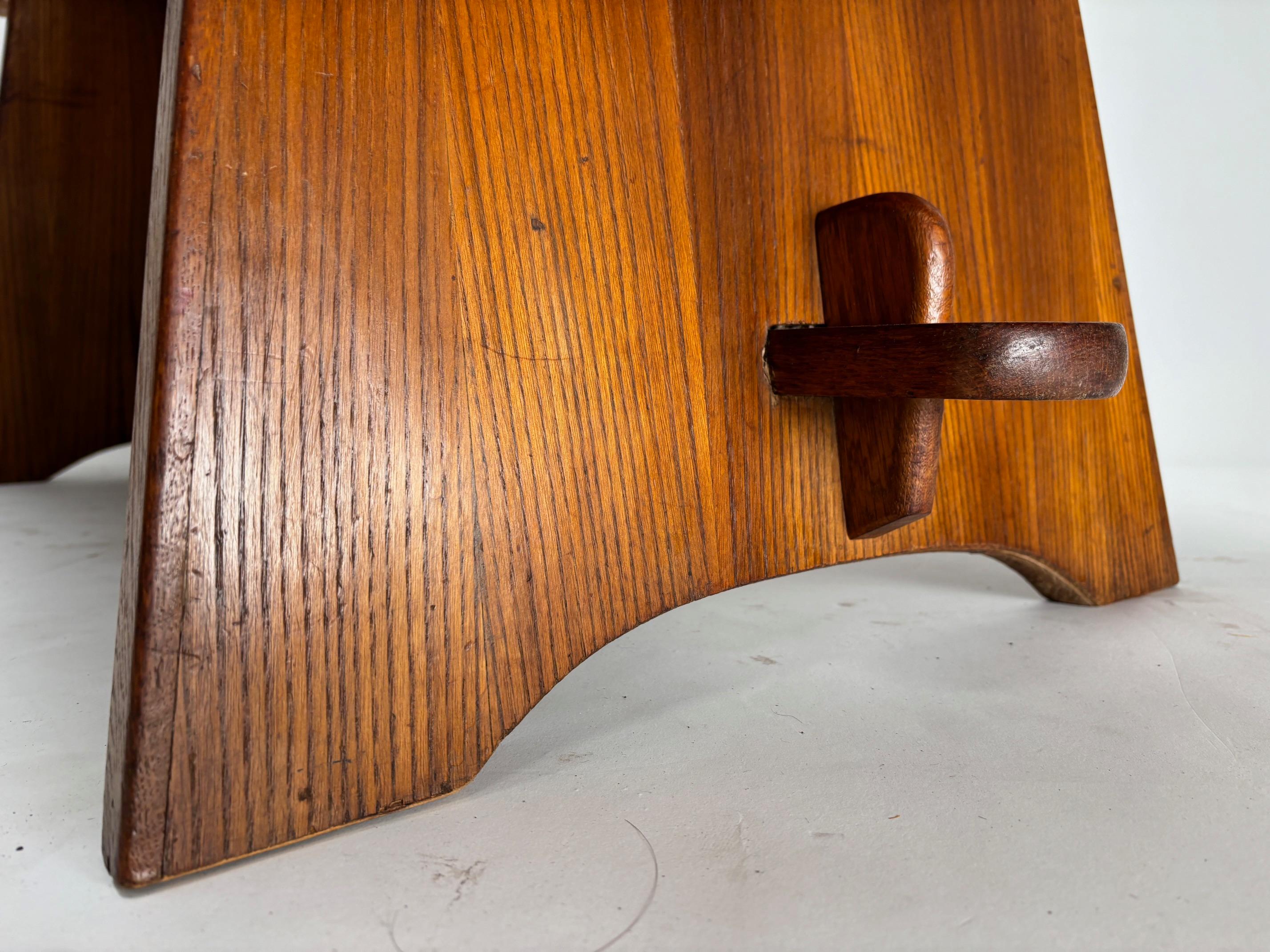 Table basse en bois du milieu du siècle attribuée à Paolo Buffa, Italie, années 1950 en vente 2