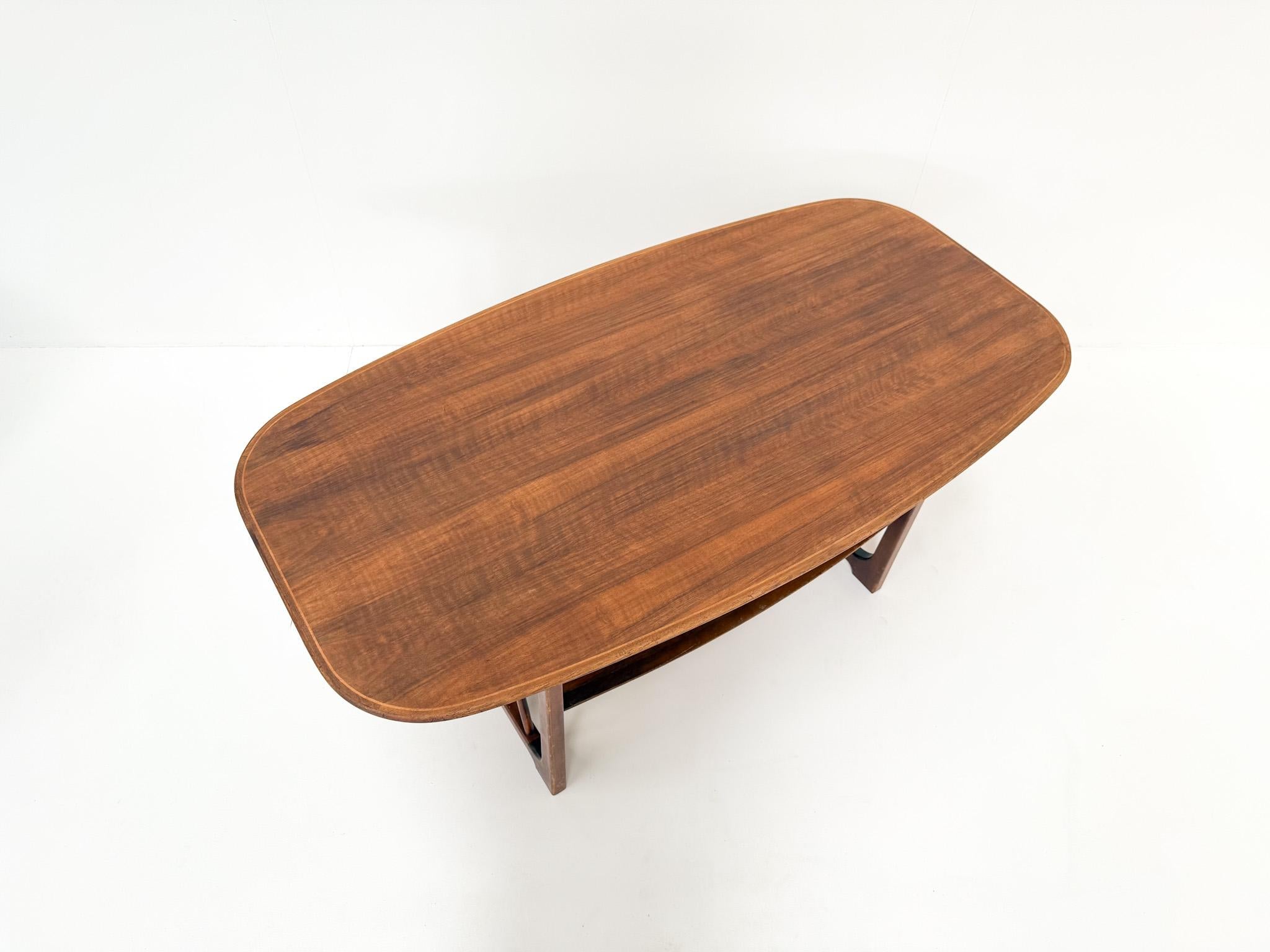 Mesa baja de madera de mediados de siglo de A.A. Patijn para Zijlstra Joure, años 50 en Bueno estado para la venta en BERKEL EN RODENRIJS, NL