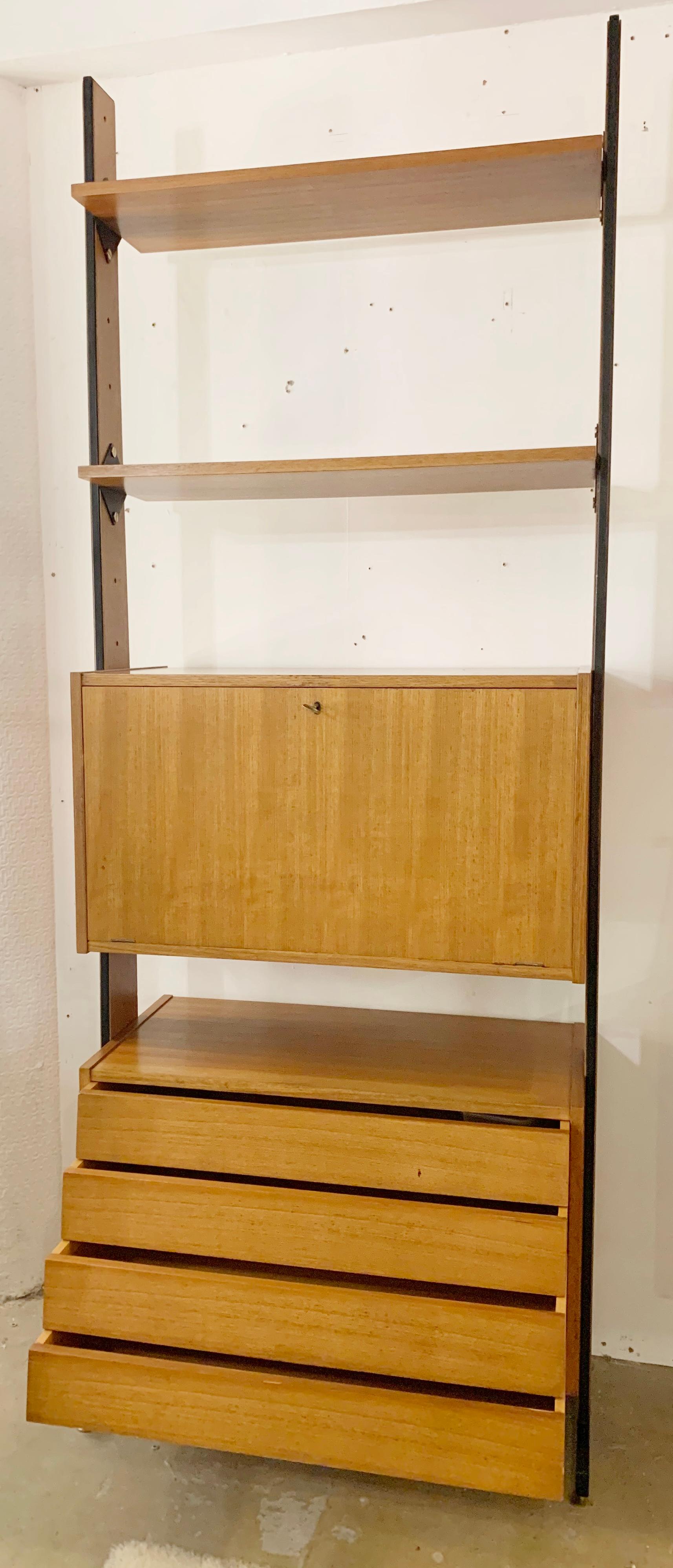 Mid-century wooden drawers wall unit - Italy 1960s.