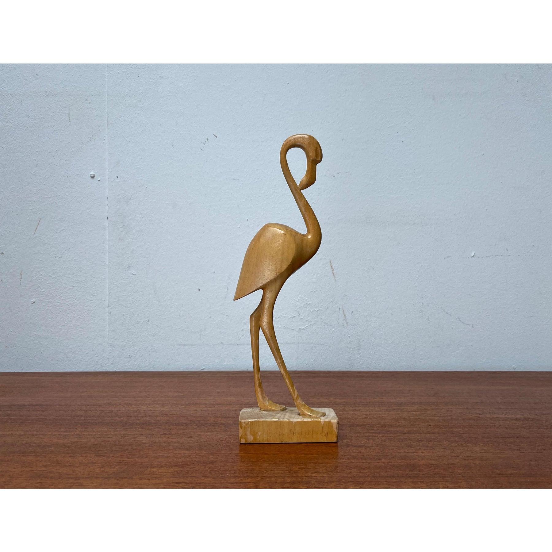 Bois Figurine flamant rose en bois du milieu du siècle, 1960 en vente