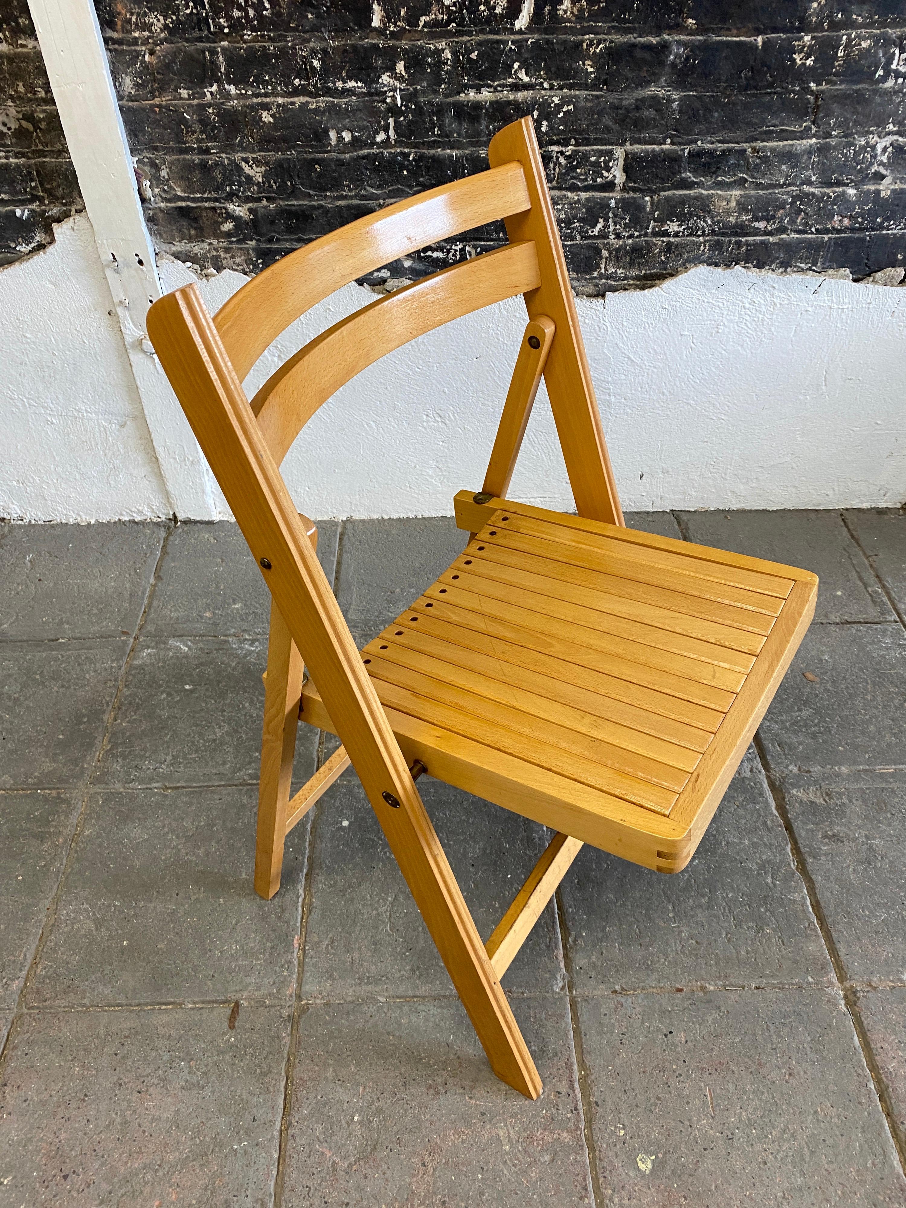 wood folding chairs