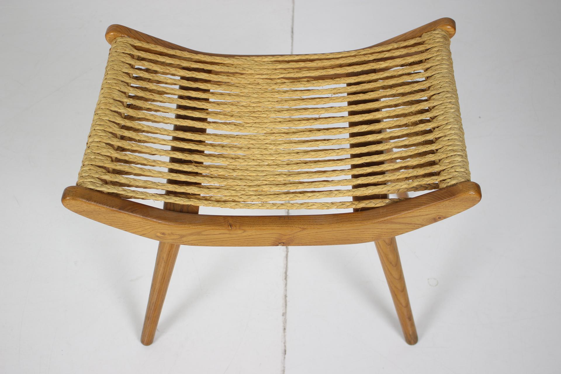 Mid-Century Modern Midcentury Wooden Footstool/ ULUV, Czechoslovakia For Sale