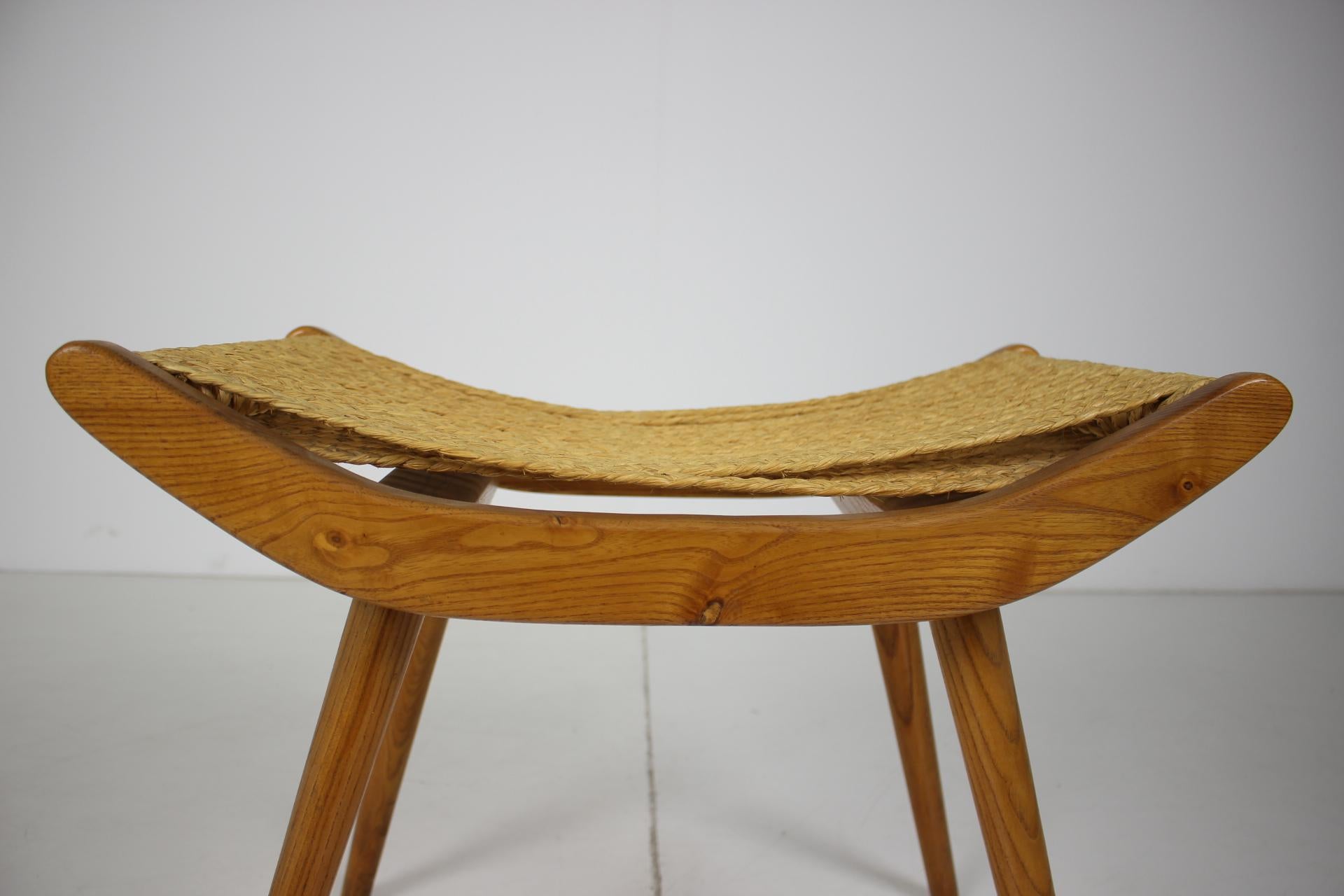 Midcentury Wooden Footstool/ ULUV, Czechoslovakia In Good Condition For Sale In Praha, CZ