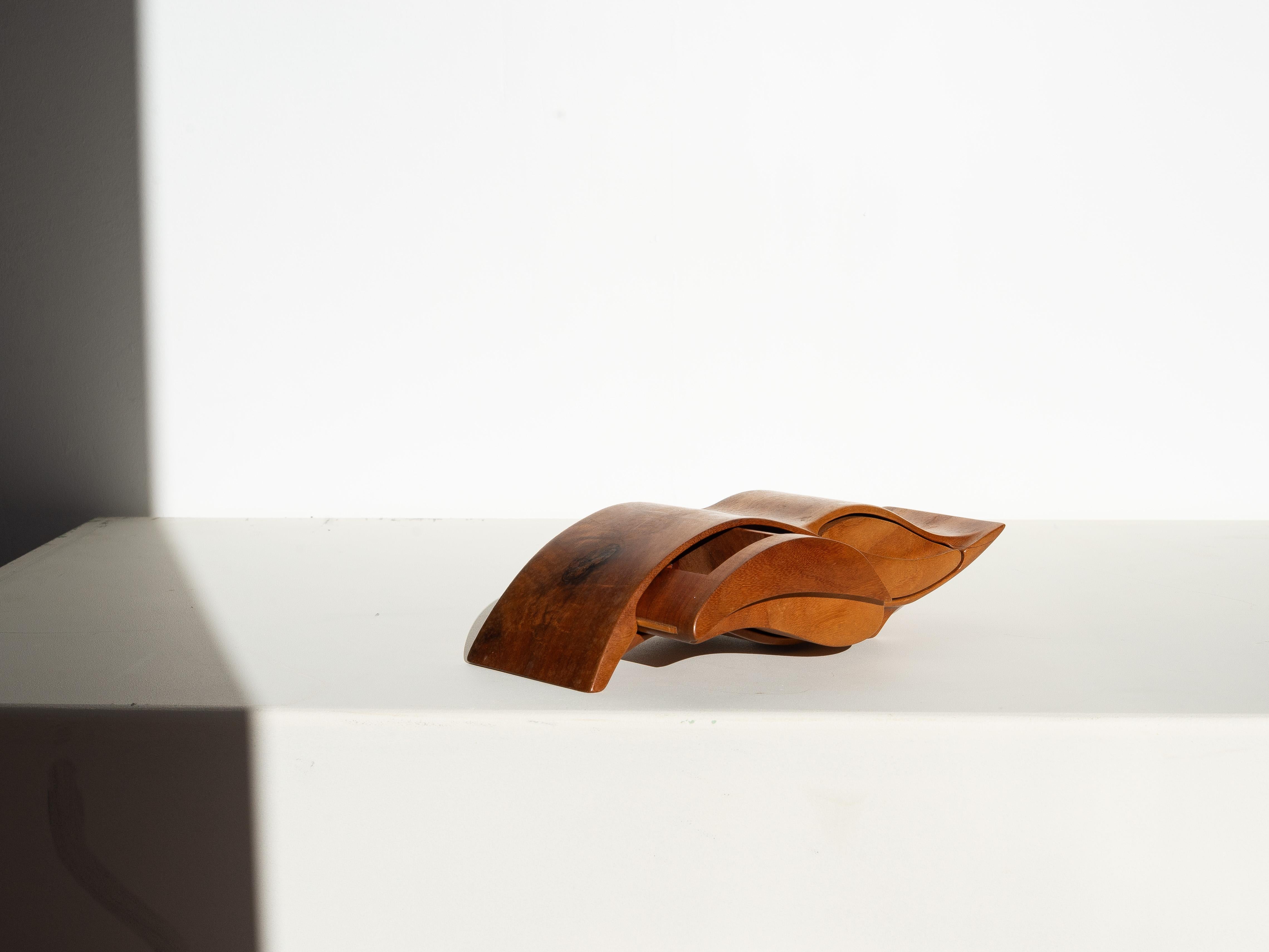 20ième siècle Boîte à bijoux en bois du milieu du siècle, forme libre avec tiroirs - Australie 1970 en vente