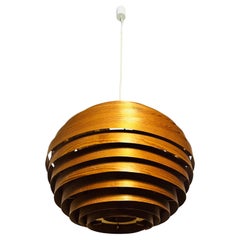 Mid-Century-Hängelampe aus Holz von Hans-Agne Jakobsson, Schweden, 1960er Jahre