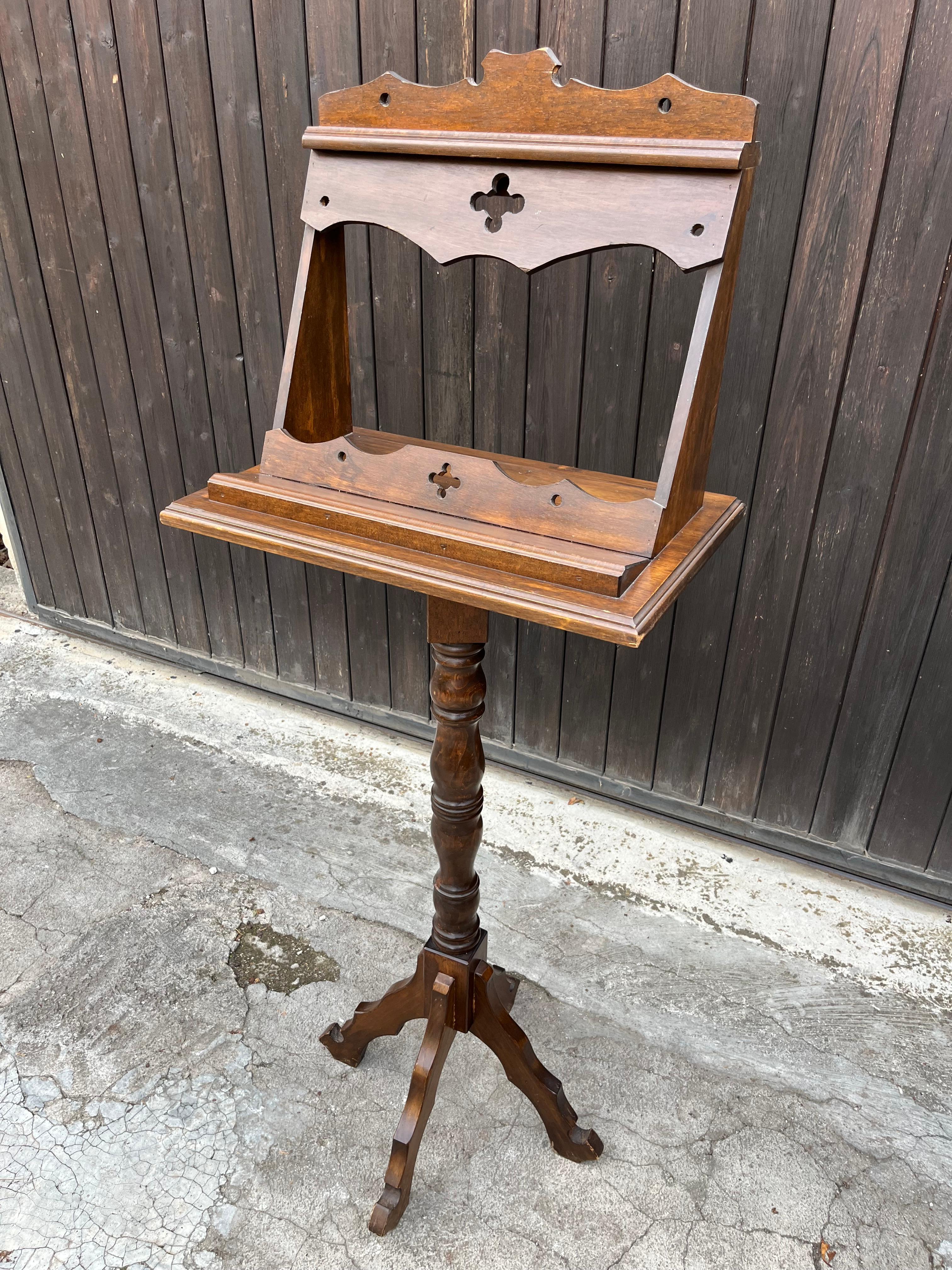 Italian Mid-Century Wooden Revolving Lectern, 1940s For Sale