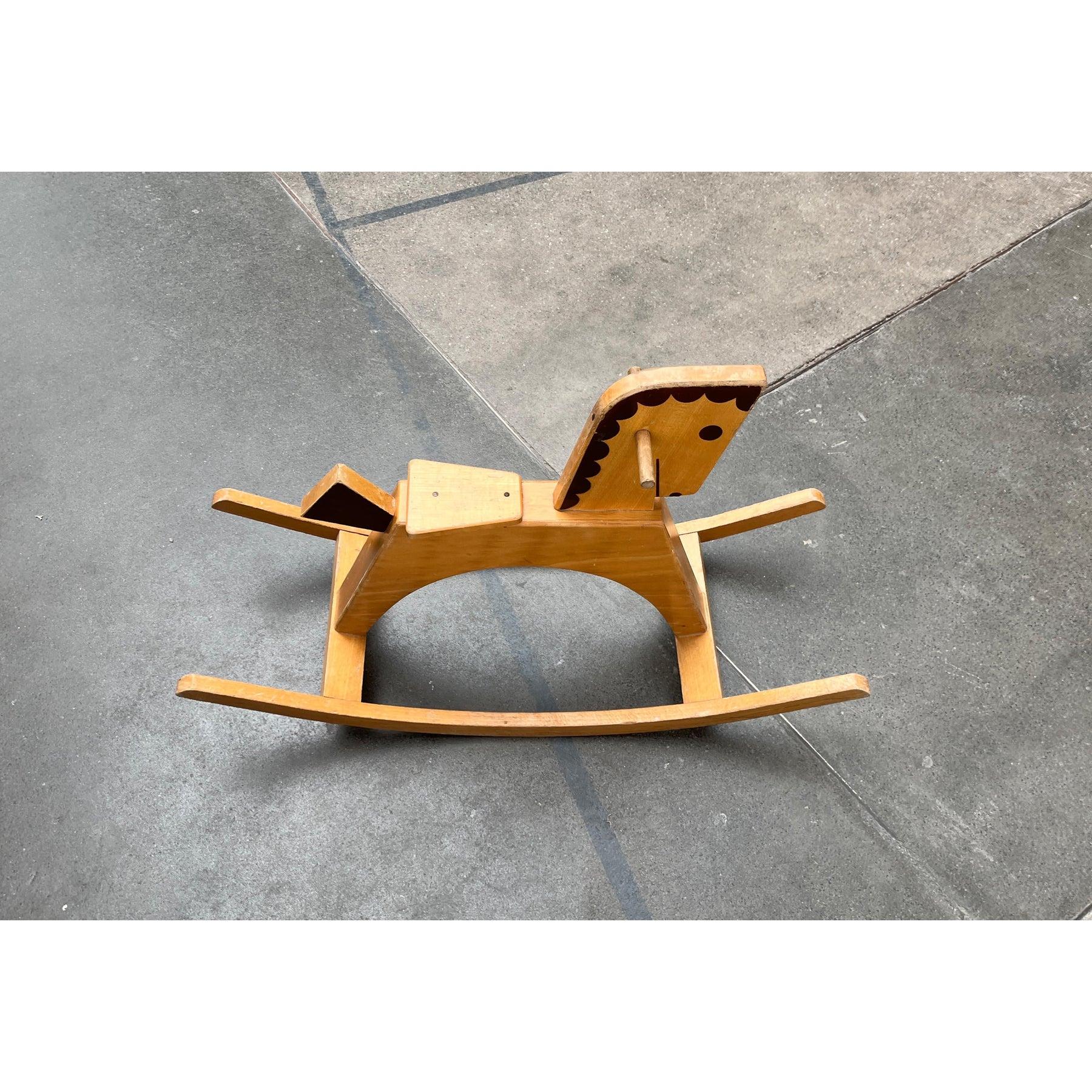 Cavallo a dondolo in legno di metà secolo, anni '60 in vendita 8