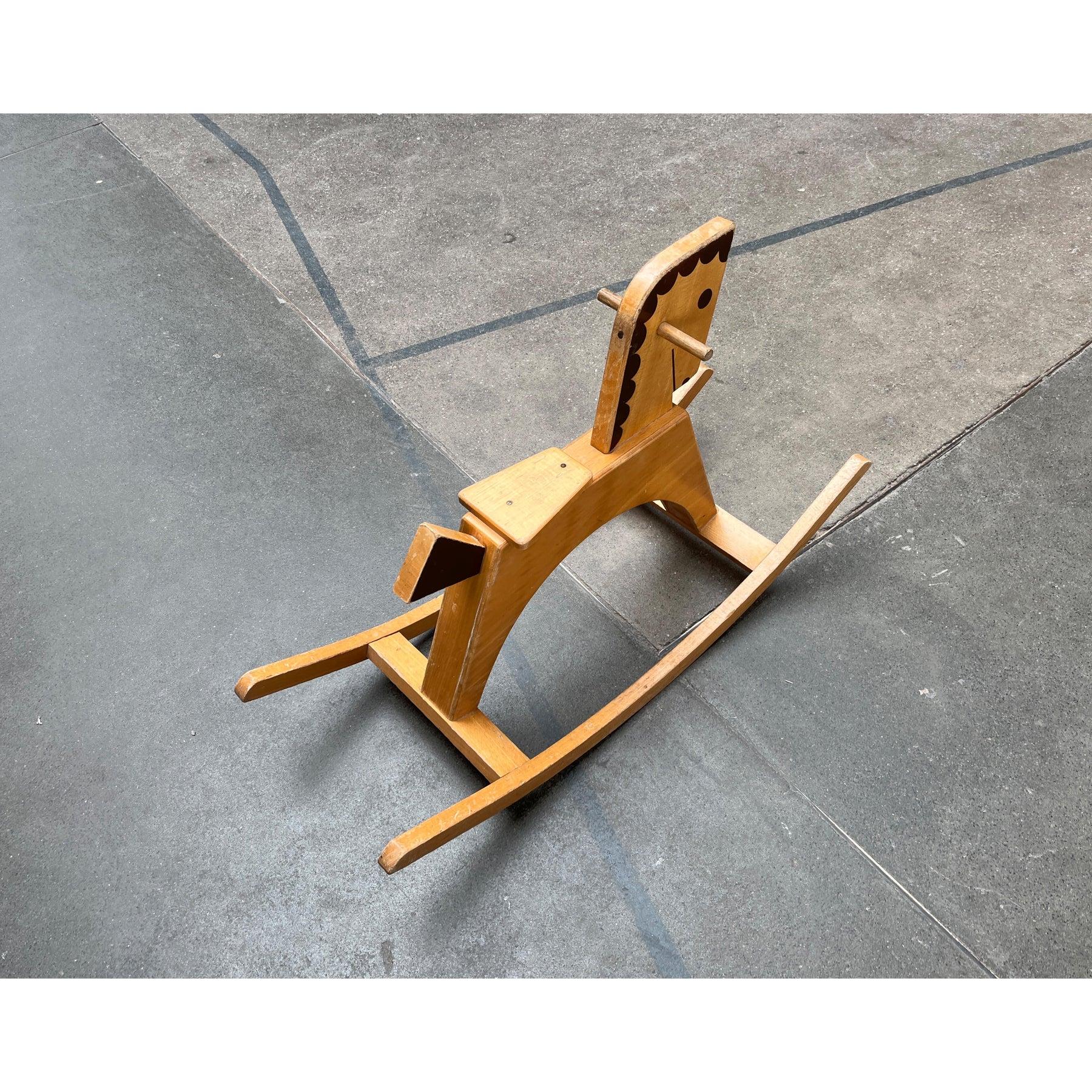Cavallo a dondolo in legno di metà secolo, anni '60 in vendita 12