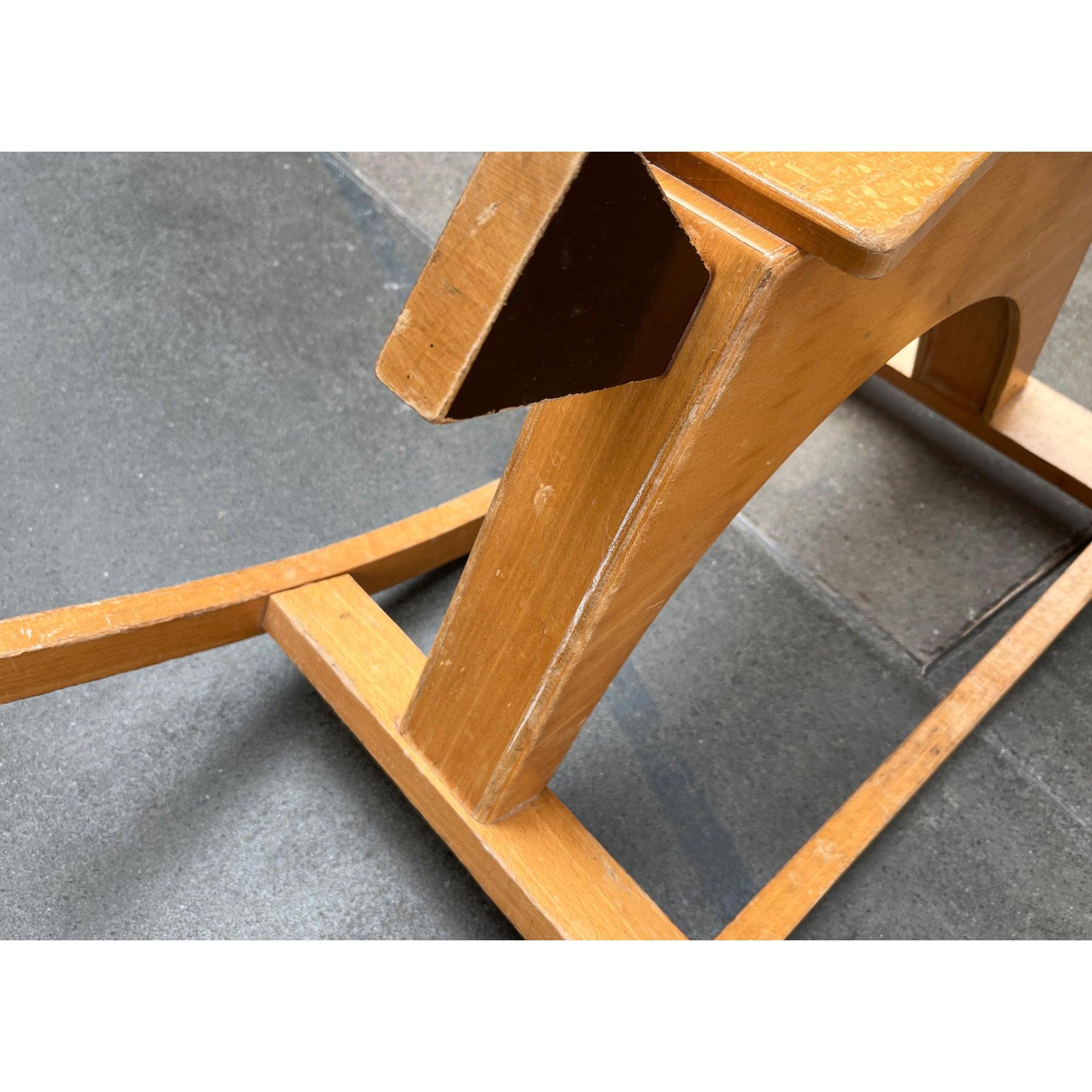 Cavallo a dondolo in legno di metà secolo, anni '60 in vendita 1