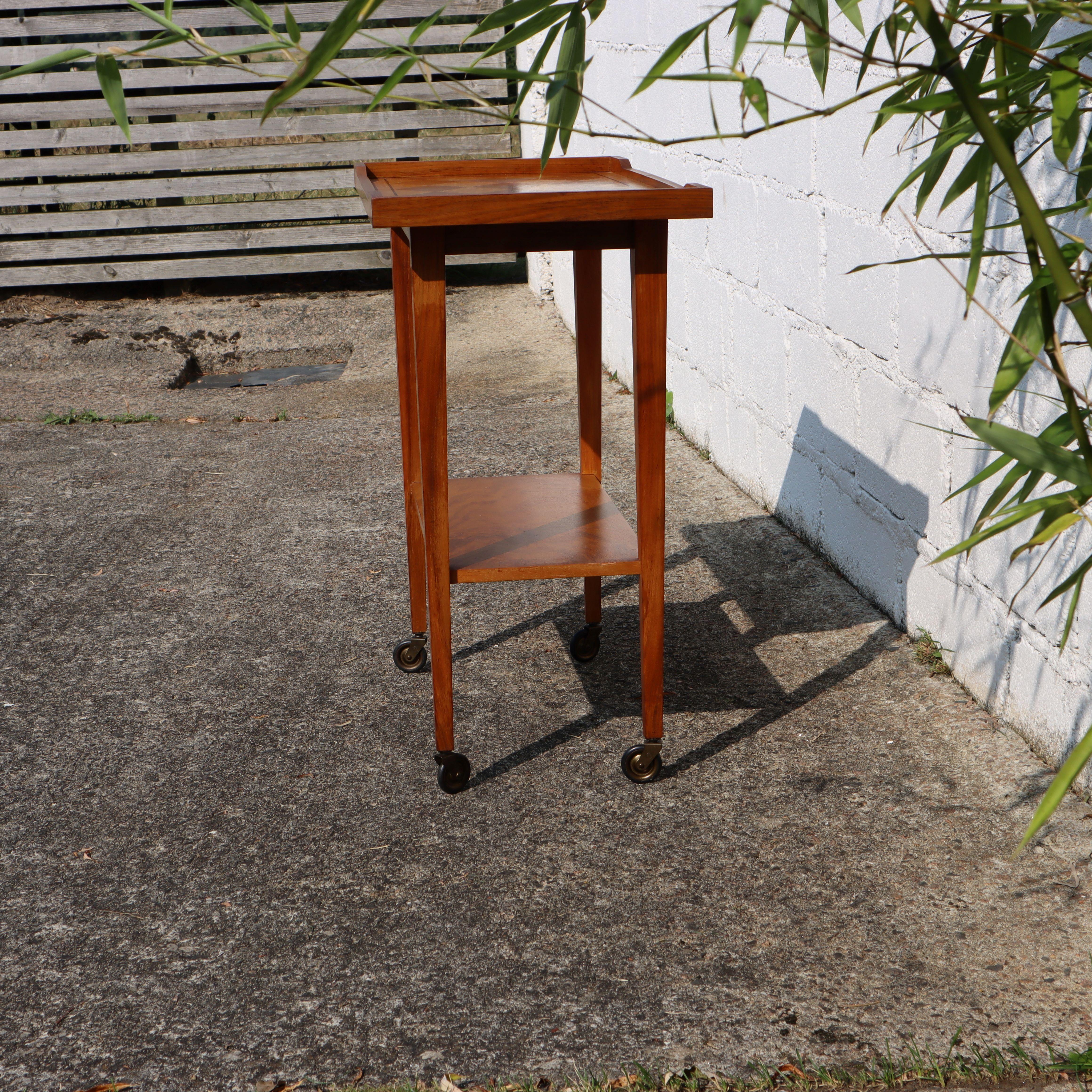 Mid-Century hölzerne Servierwagen-Inlay Arbeit-Französisch Vintage hölzerne Bar Cart-50s 7