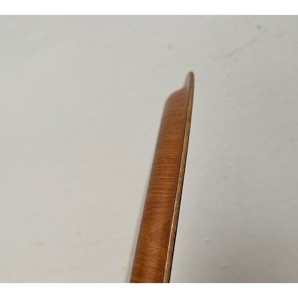 Bandeja de madera de mediados de siglo de Gena, Suecia, años 60 en venta 4