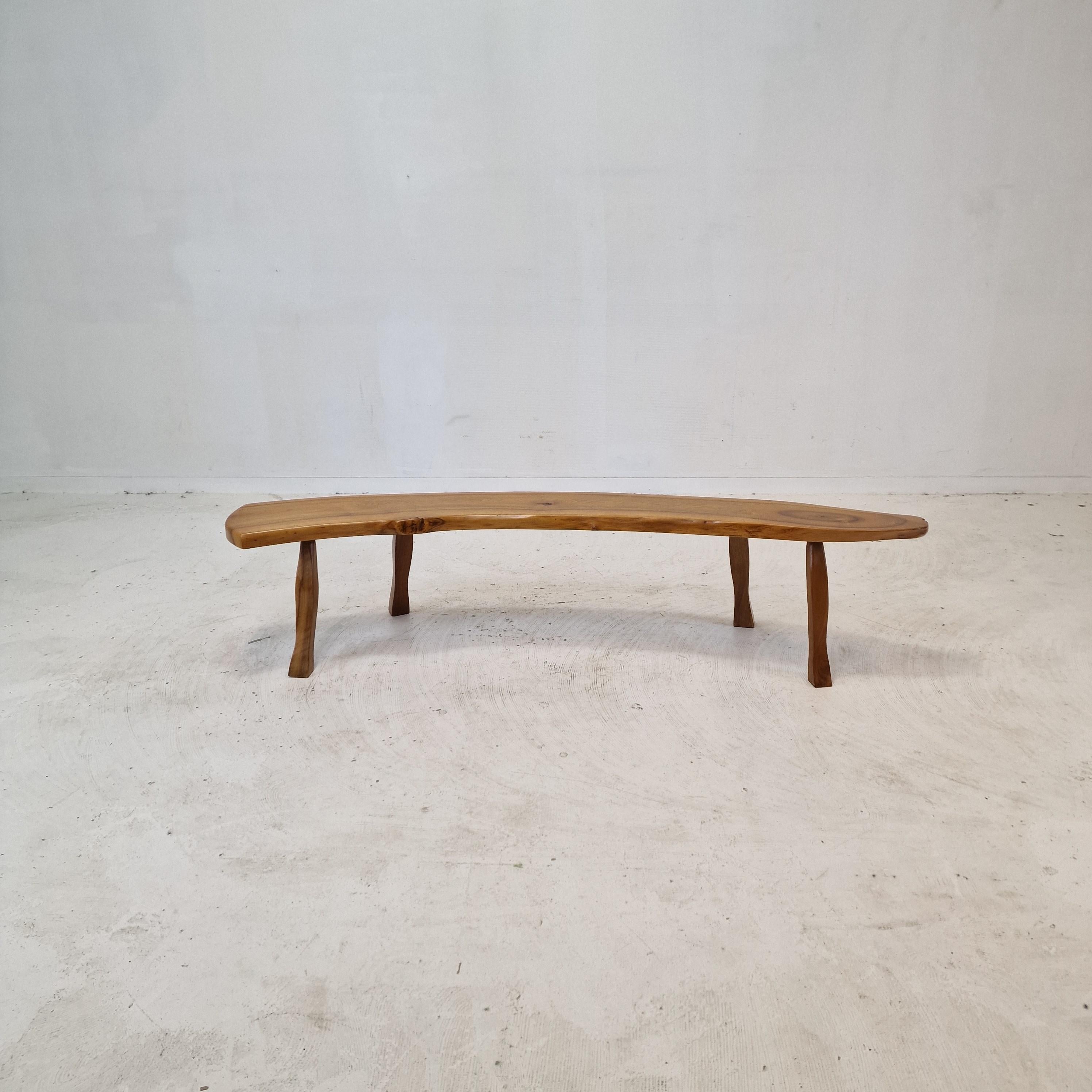 A beautiful tree trunk bench or coffee table in organic form with beautiful wood grain and smooth texture. 

It is fabricated in France in the 60's.

The tree trunk has a slight rounding what makes it very particular.

We work with professional