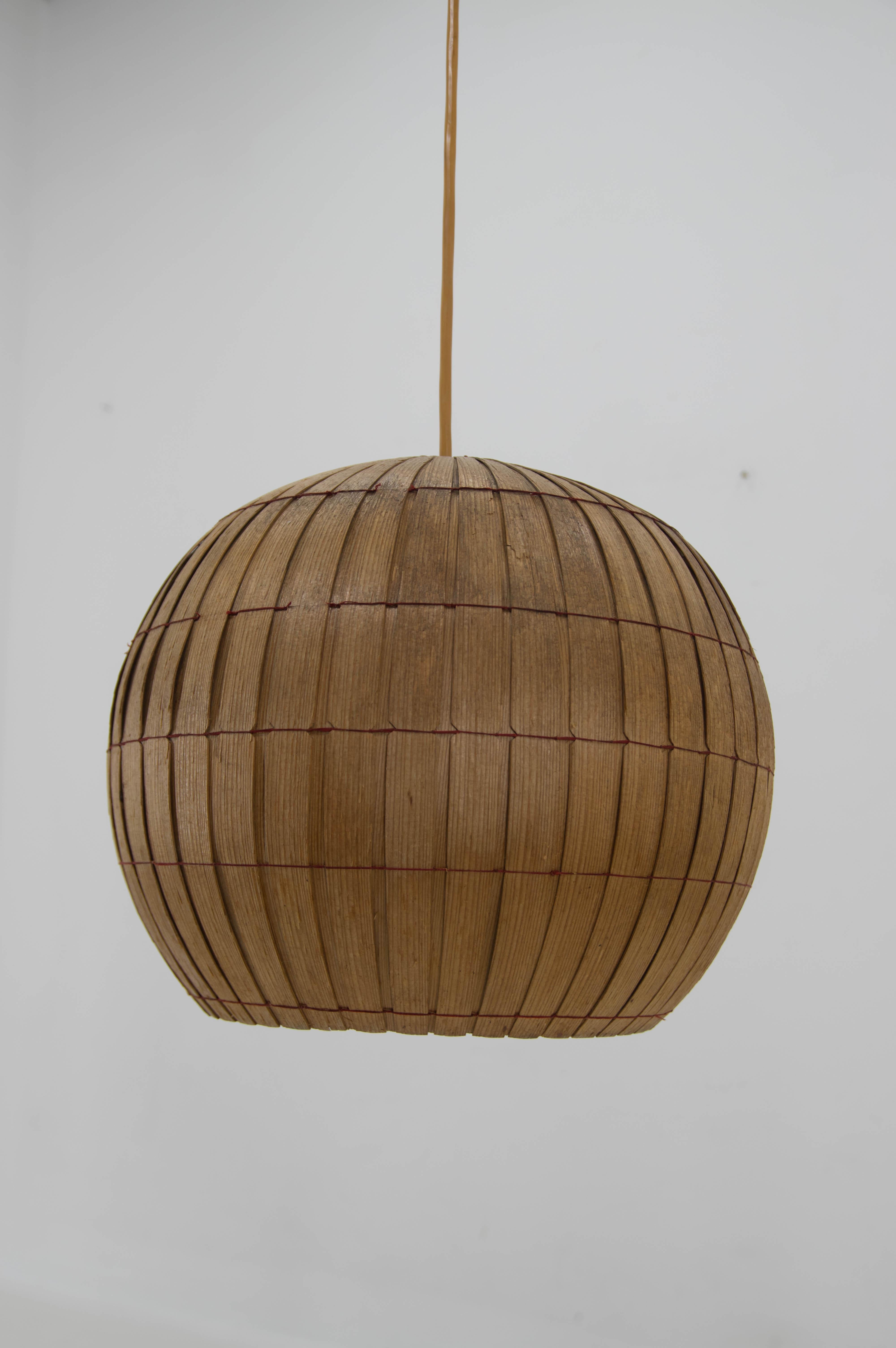 Mid-Century Wooden Veneer Pendant, ULUV, 1960s For Sale 5
