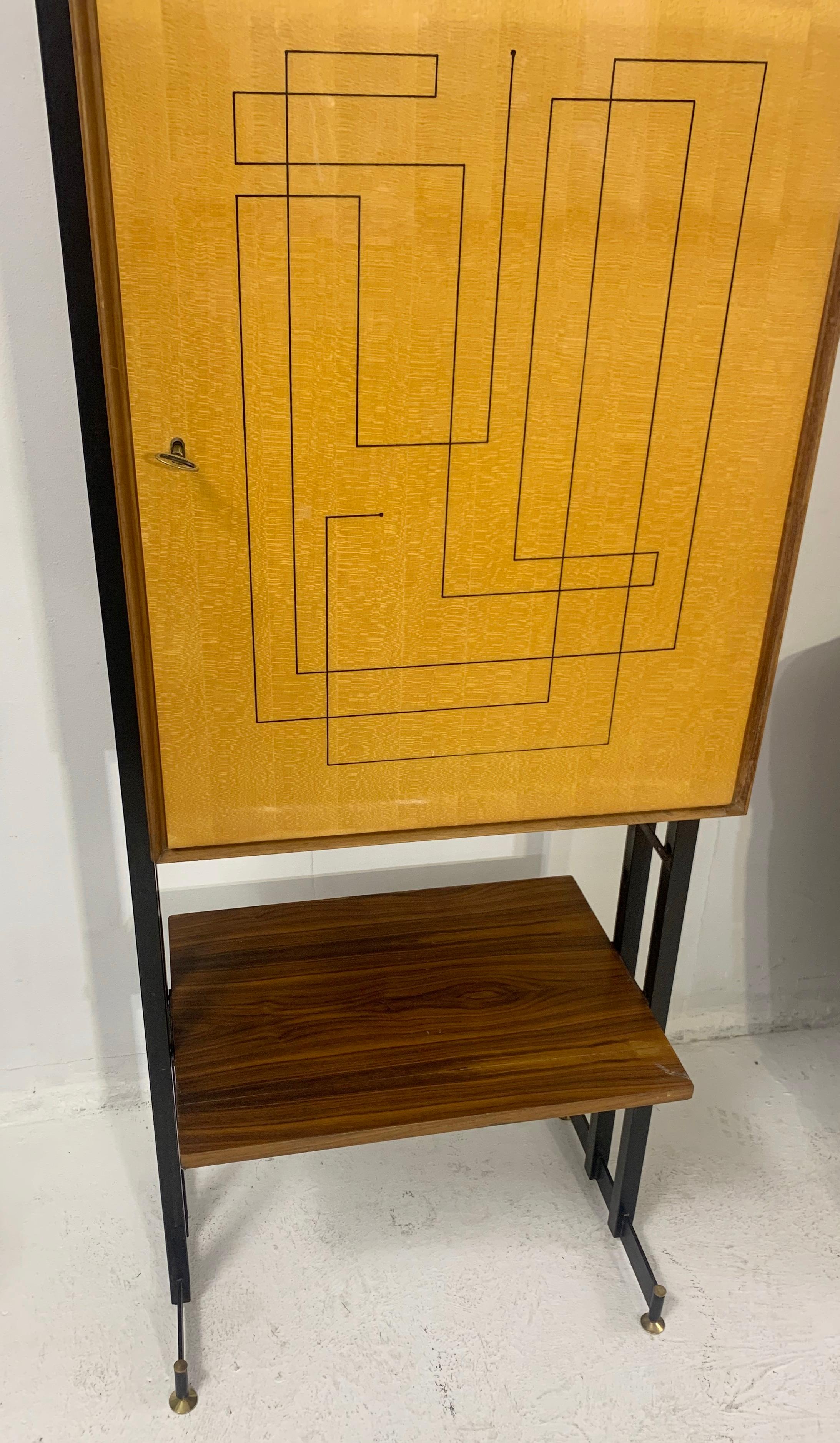 Mid-Century Wooden Wall Unit, Italy 1960s In Good Condition In Brussels, BE