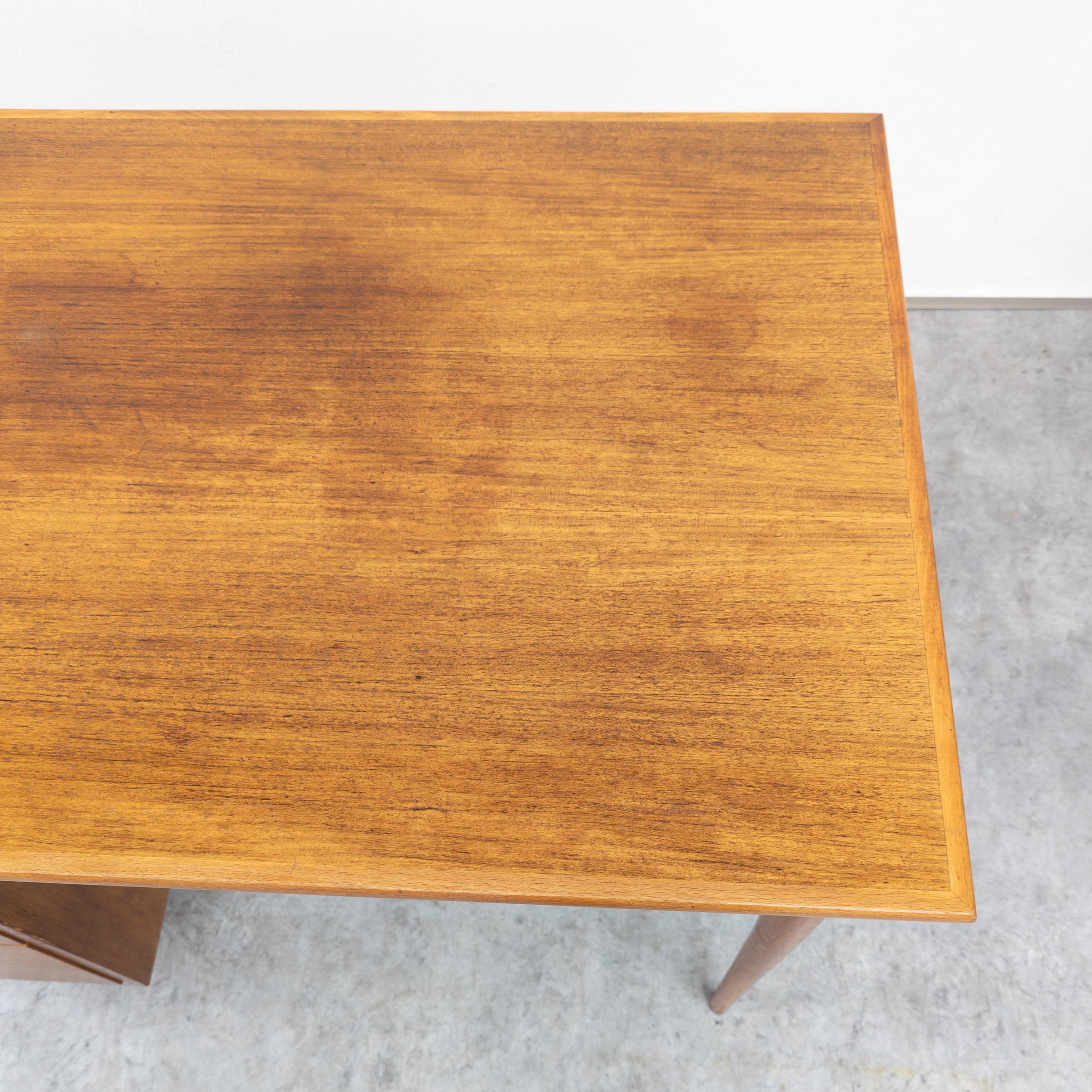 Mid Century wooden writing desk by Karel Vyčítal for Dřevotvar Jablonné  8