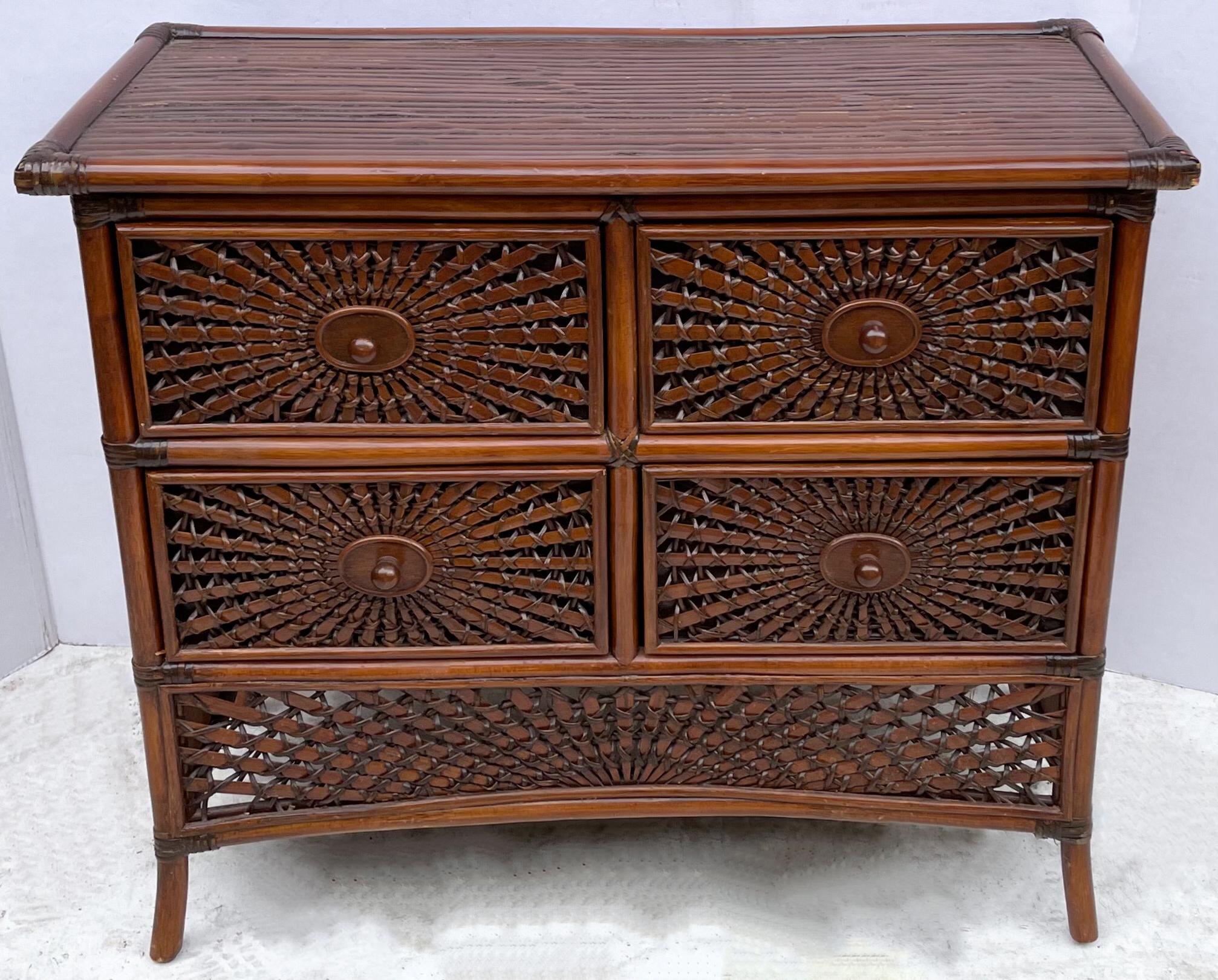 Mid-Century Woven Rattan / Bamboo Chest of Drawers In Good Condition In Kennesaw, GA