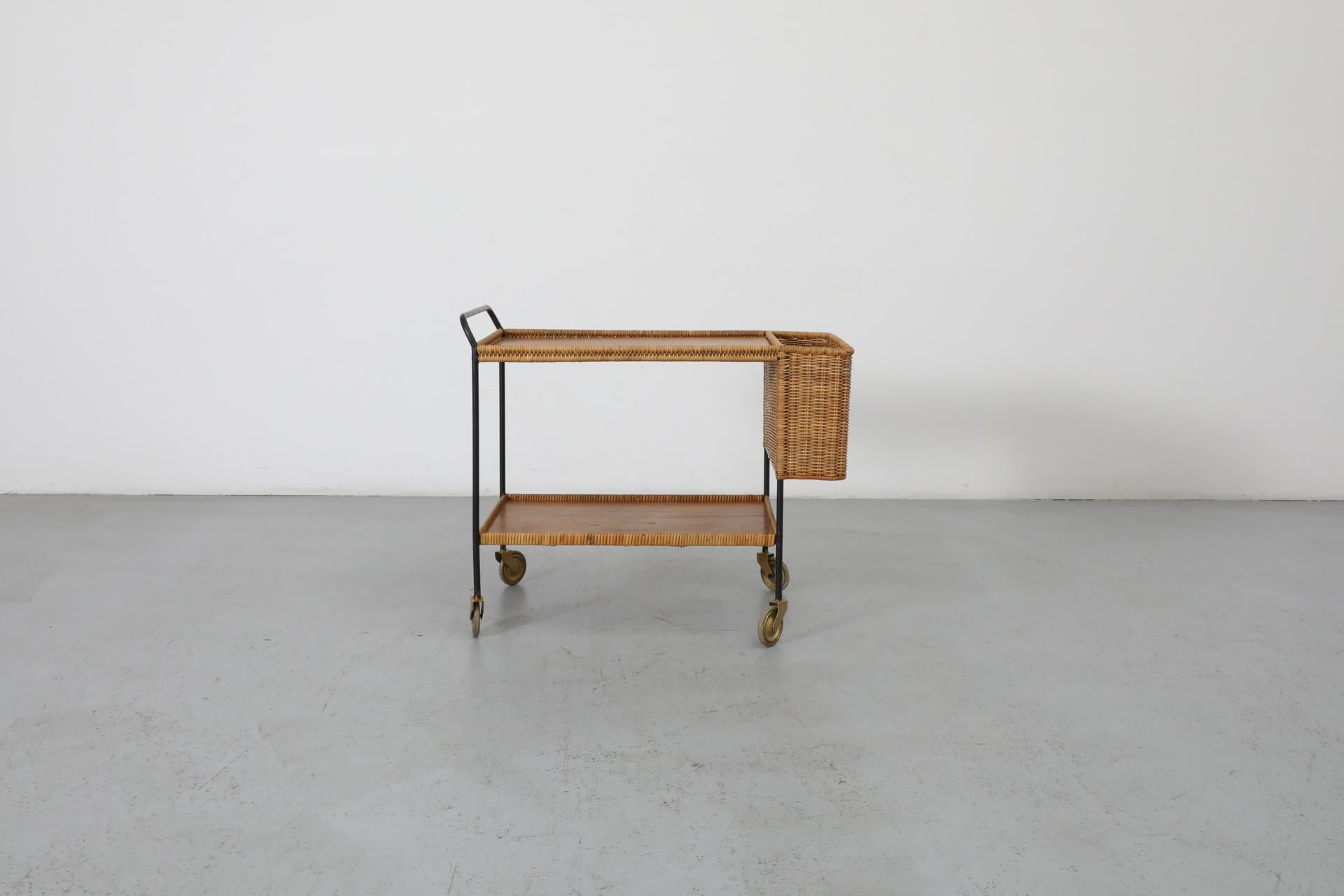 Mid-Century Modern Chariot de bar en rotin tissé du milieu du siècle par Helmut Magg, Allemagne, années 1960 en vente