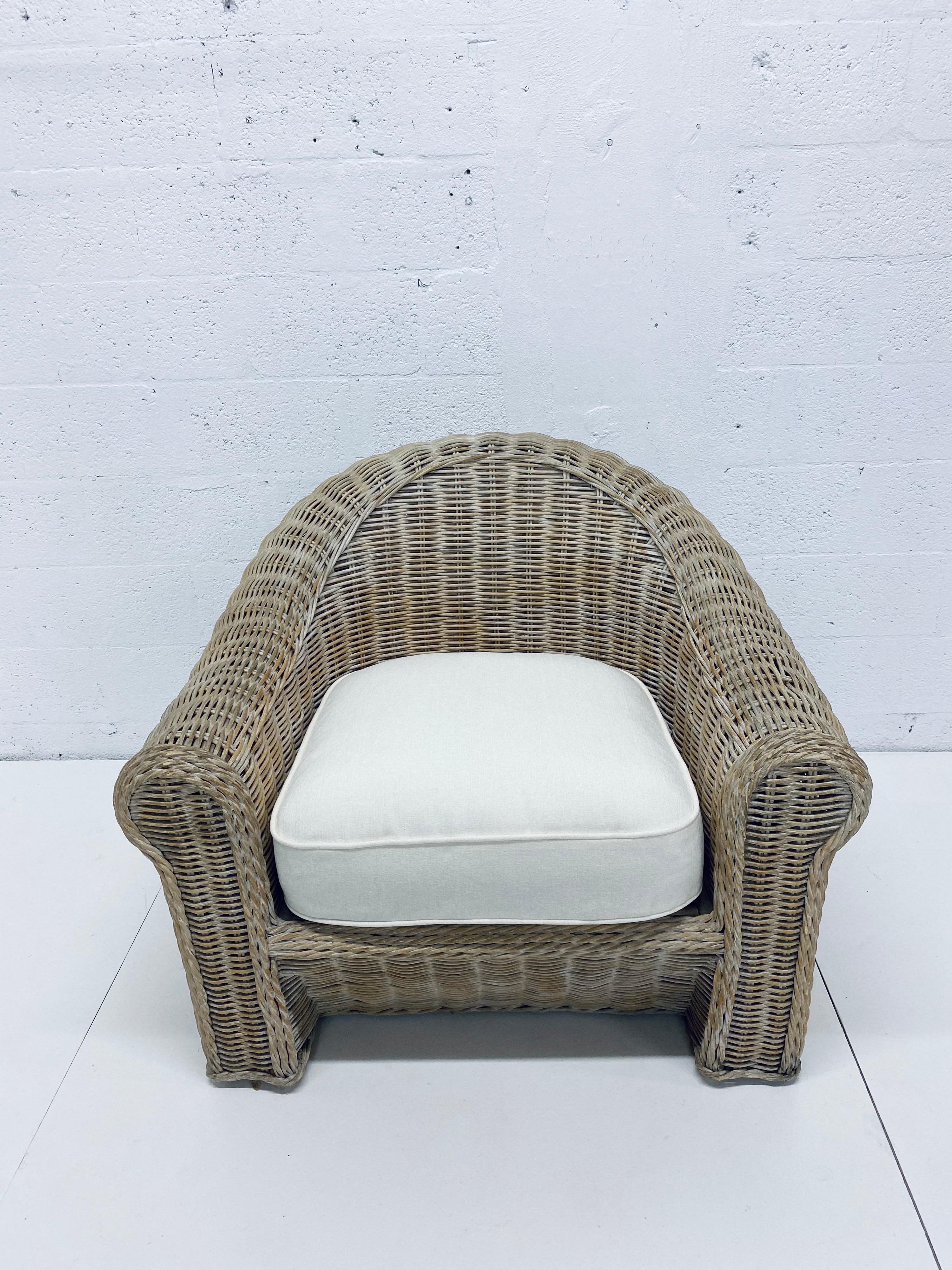 Midcentury Woven Reed Lounge Chair with New White Cotton Linen Upholstery For Sale 9