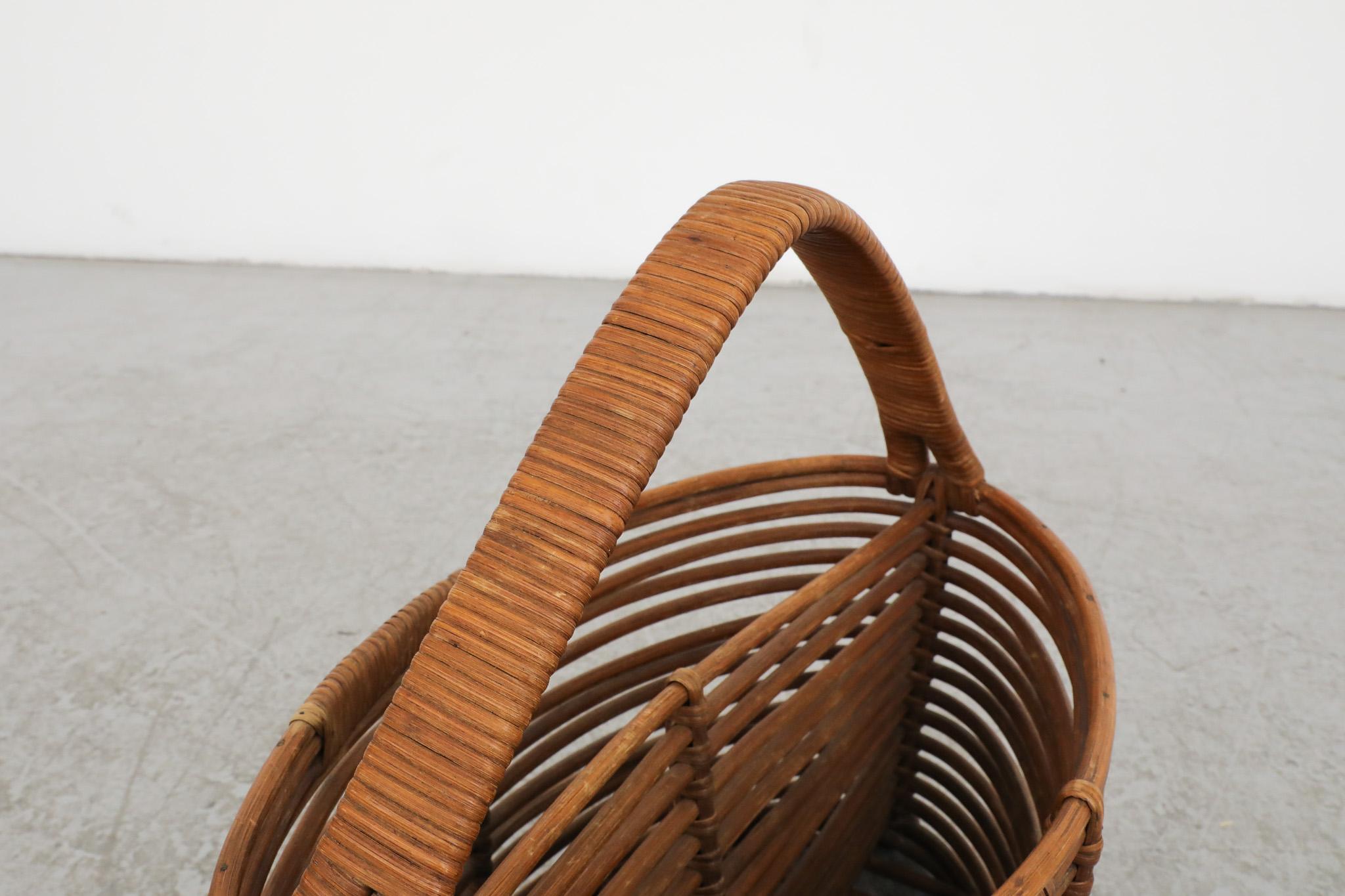 Mid-Century Woven Willow Basket or Magazine Rack For Sale 6