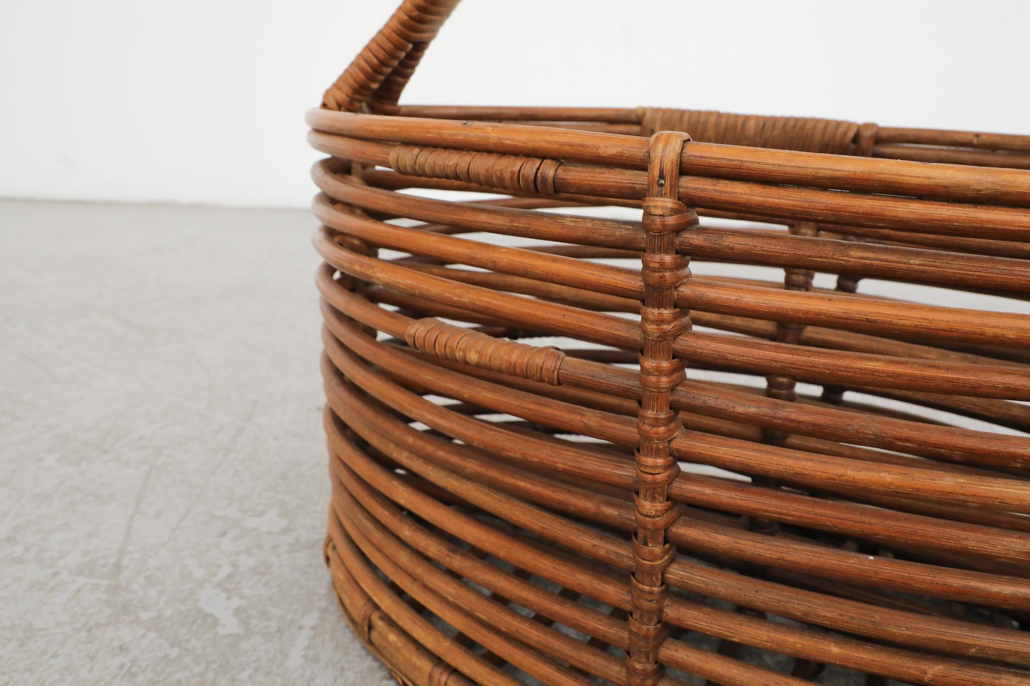 Mid-Century Woven Willow Basket or Magazine Rack For Sale 9