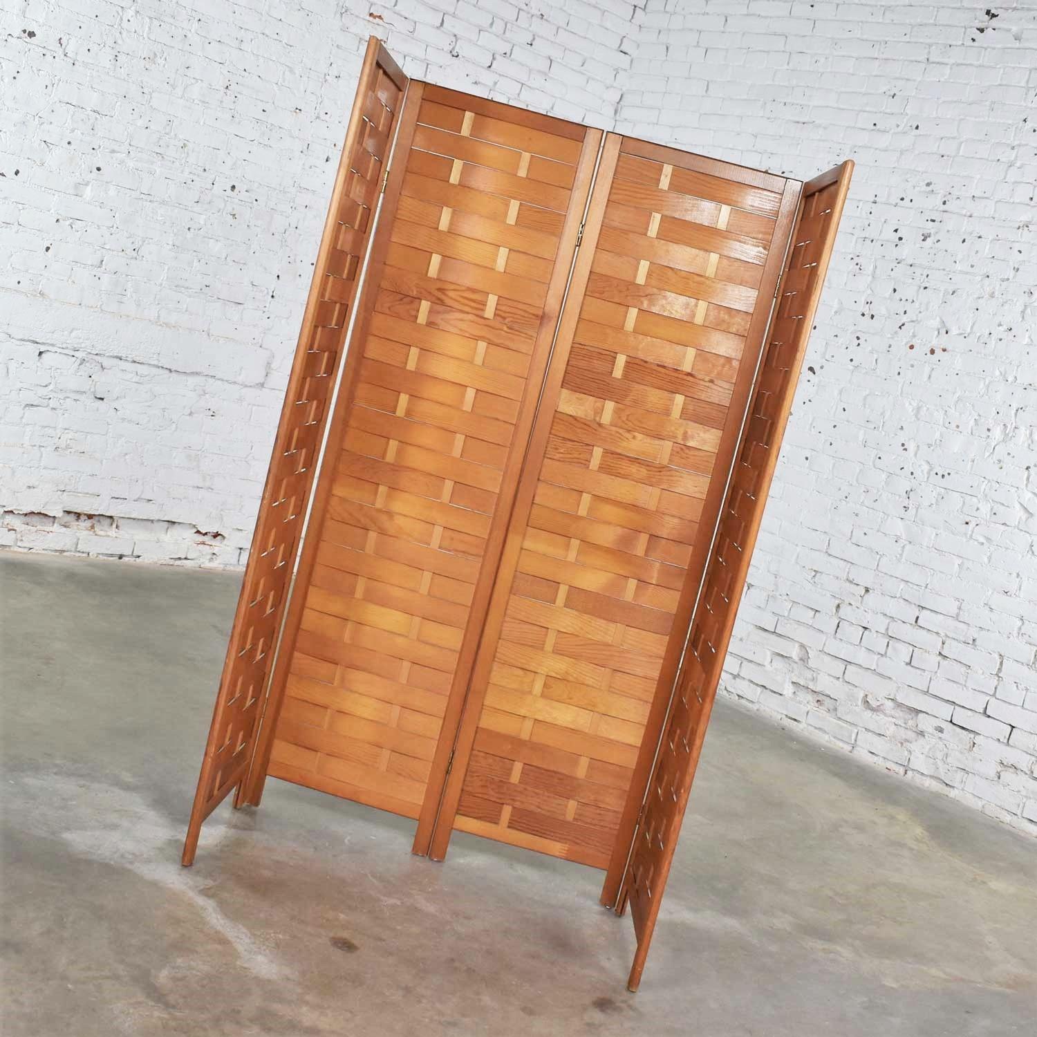 woven wood screen