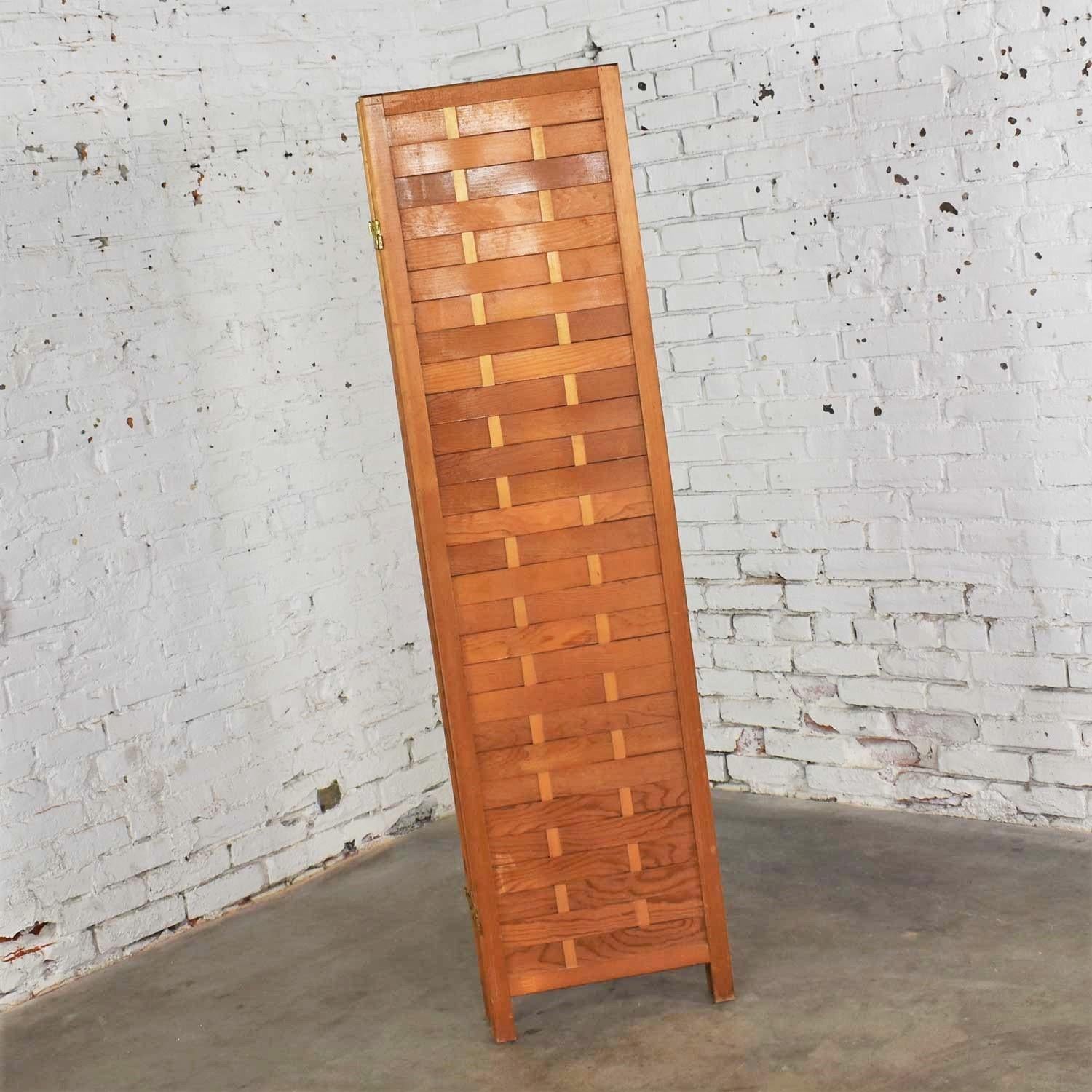 20th Century Midcentury Woven Wood Folding Screen 4-Panel Room Divider in Pine