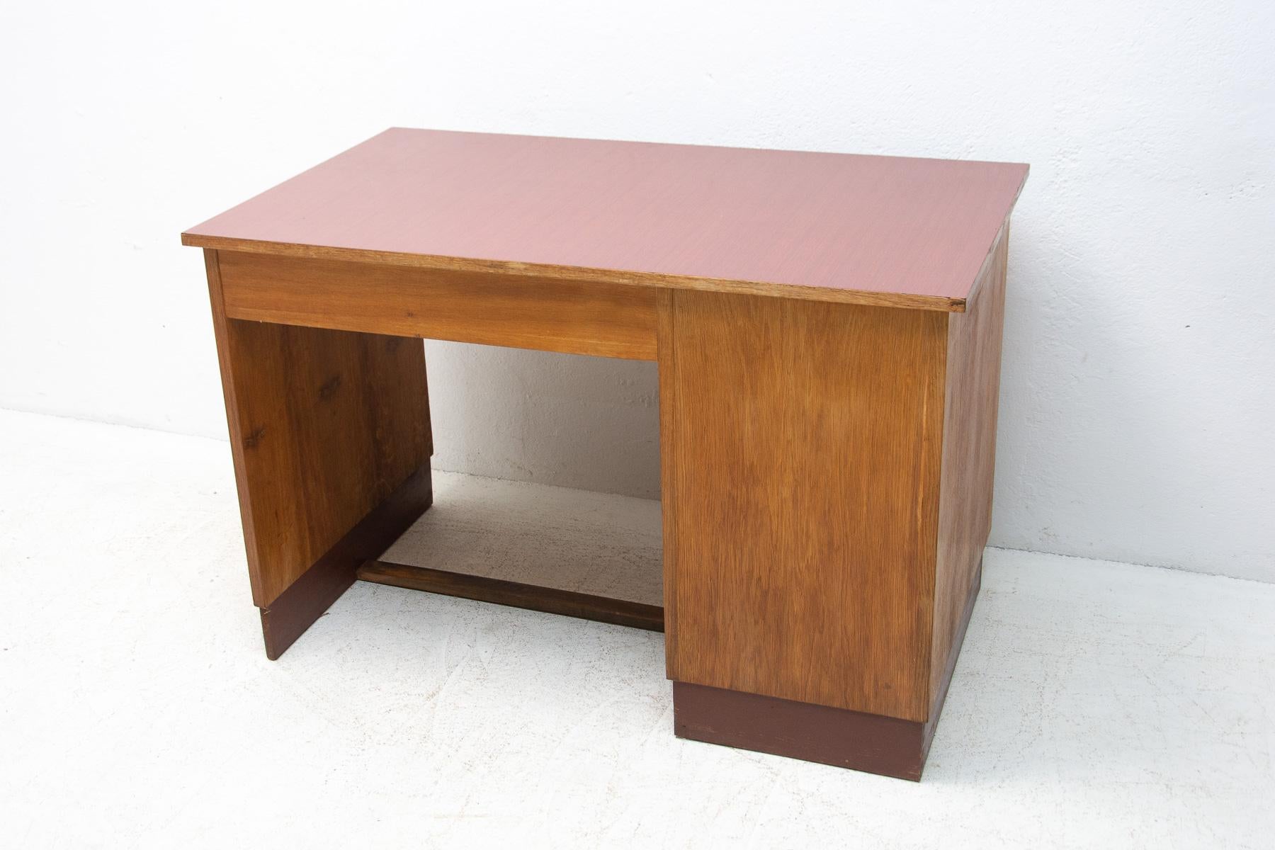 Mid-Century Writing Desk, 1960's, Czechoslovakia, Brussels Period For Sale 12