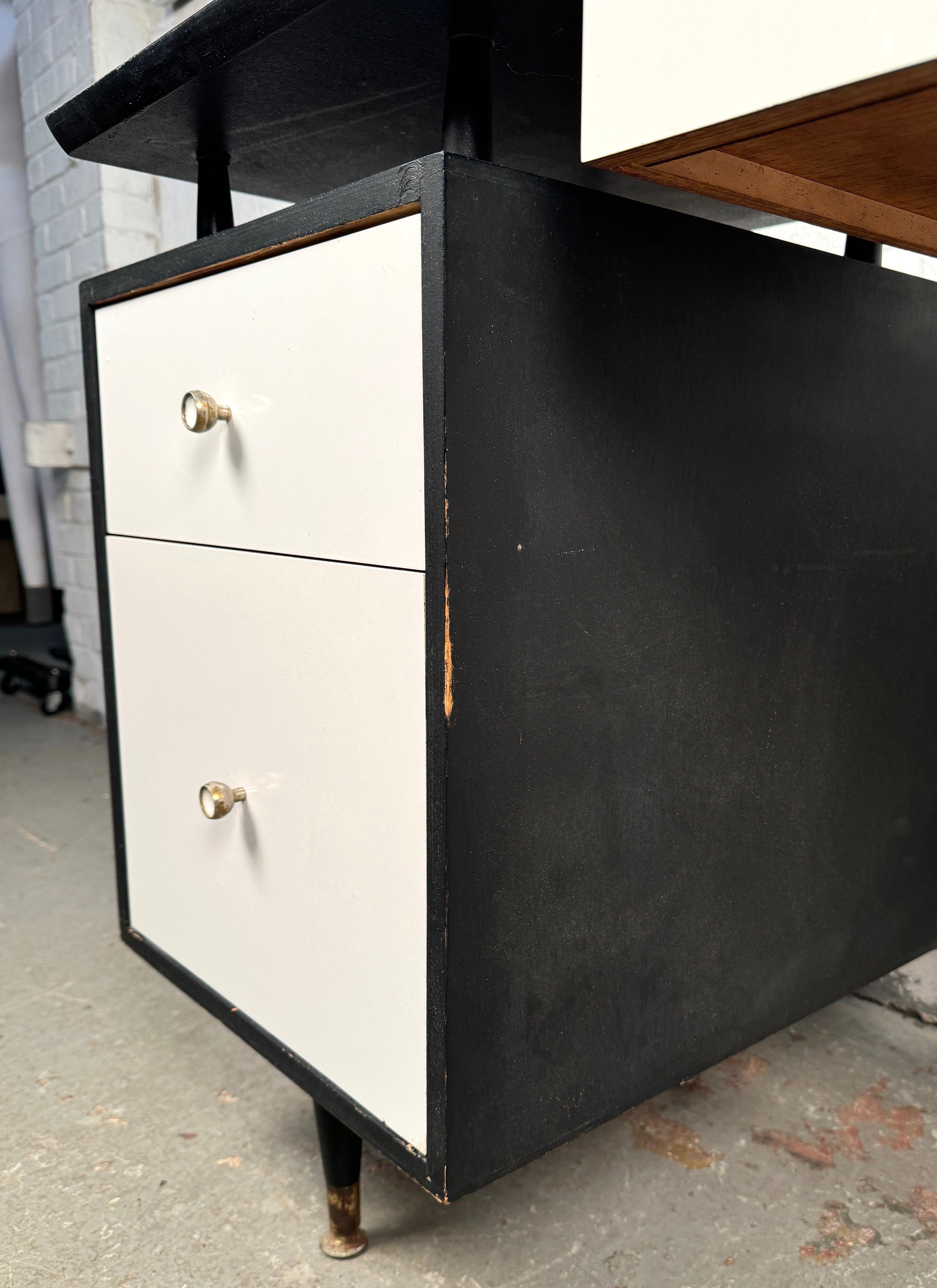 Mid-Century Writing Desk by Arden For Sale 1