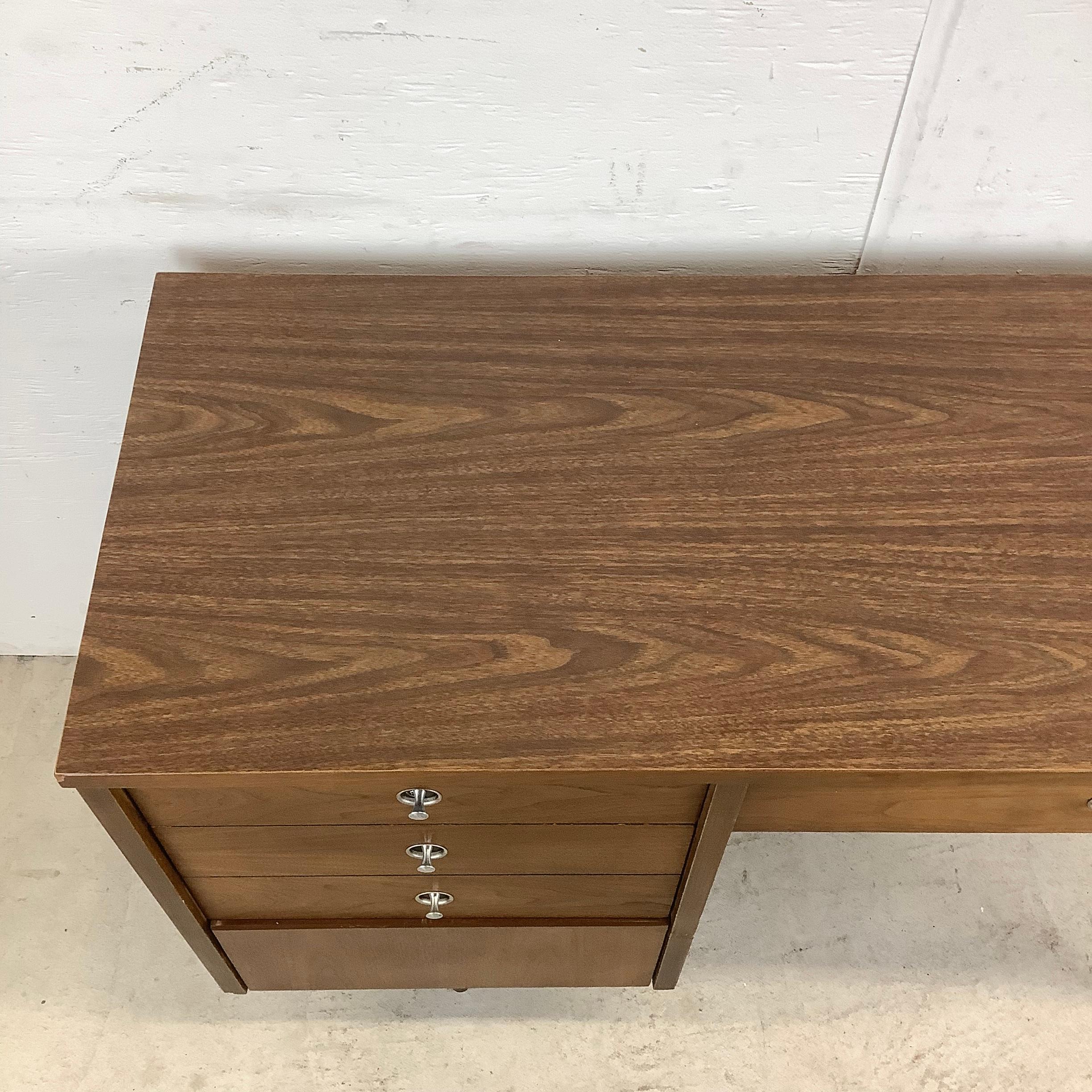 Other Mid-Century Writing Desk by Basset For Sale