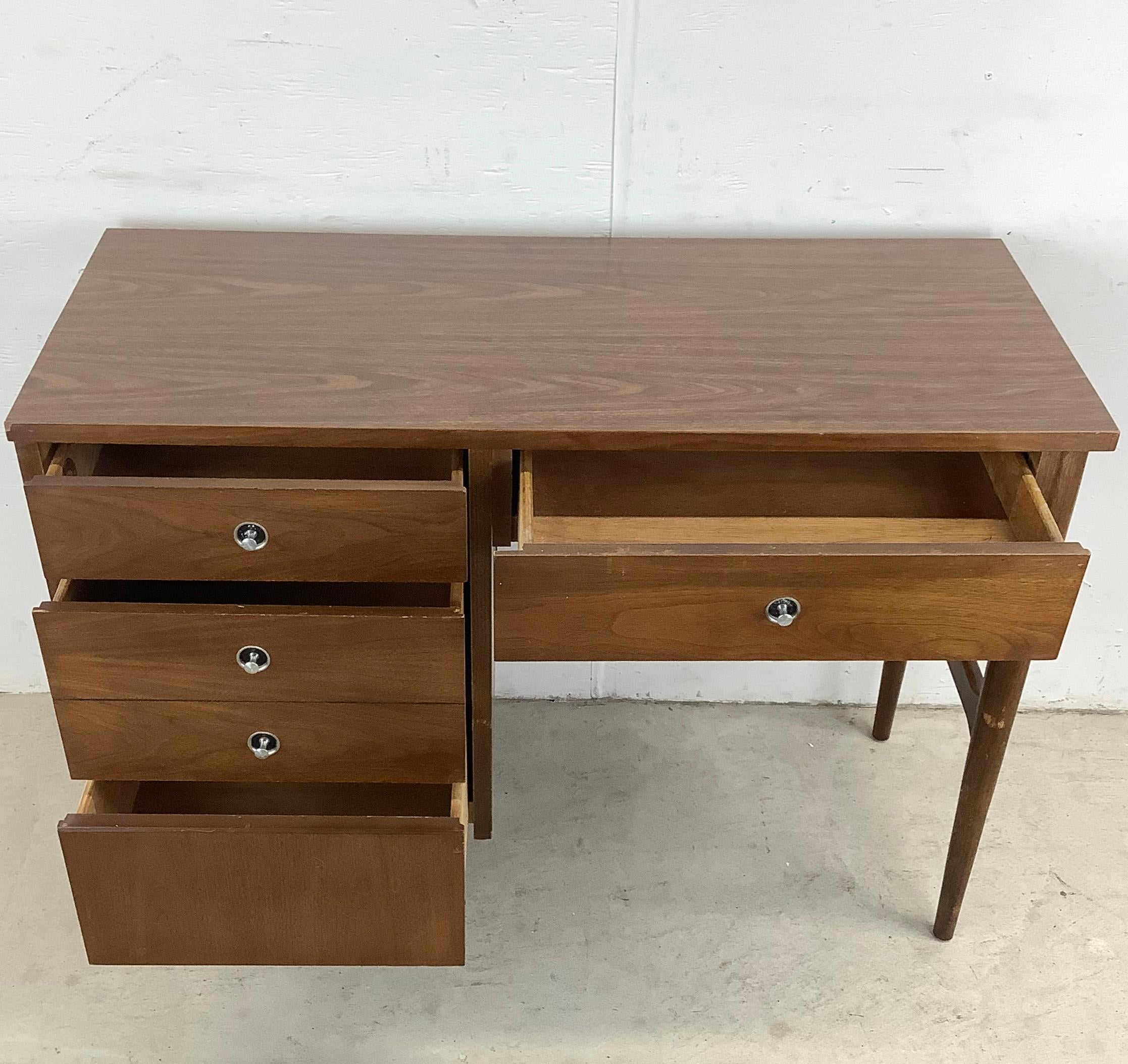 20th Century Mid-Century Writing Desk by Basset For Sale
