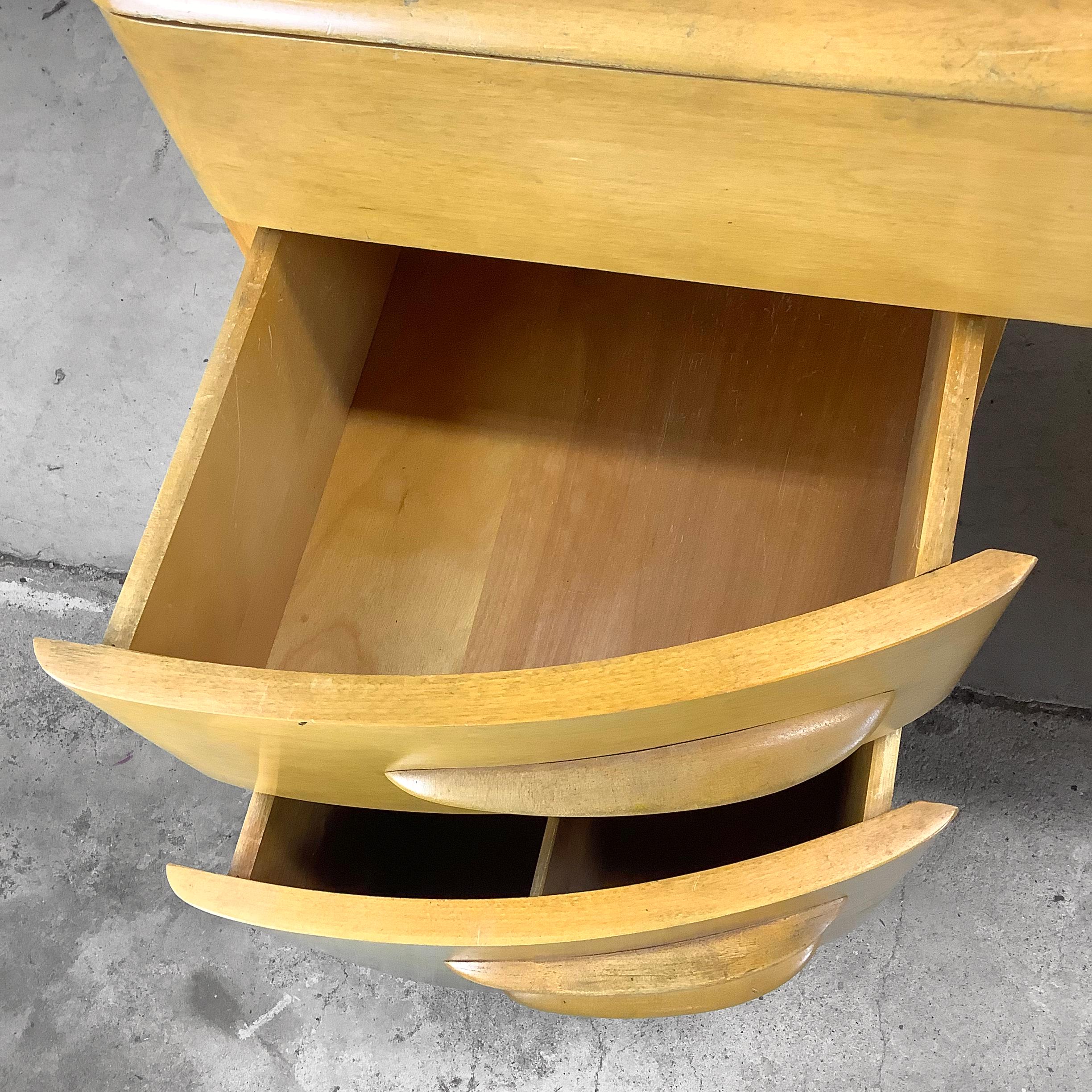 Mid-Century Writing Desk by Heywood-Wakefield 11