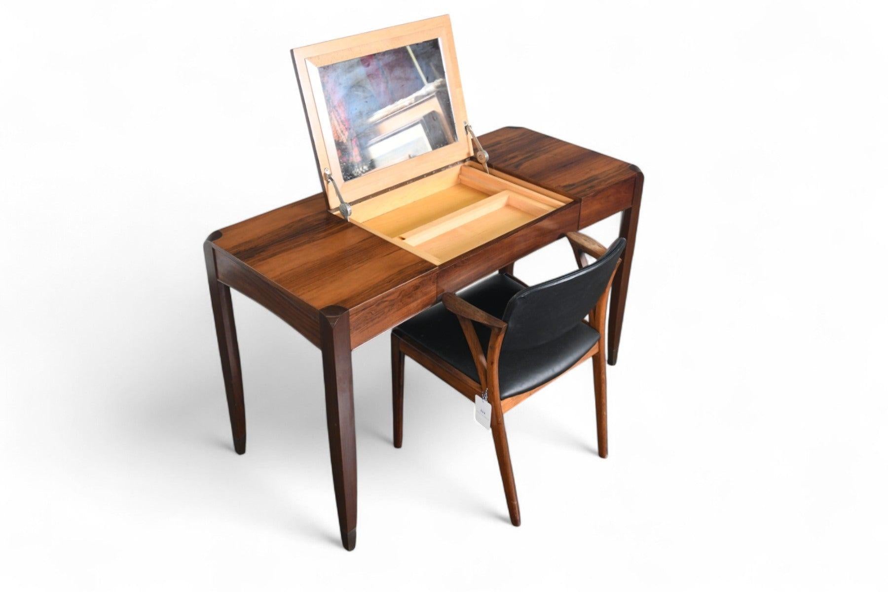 Mid Century Writing Desk / Vanity in Brazilian Rosewood For Sale 5