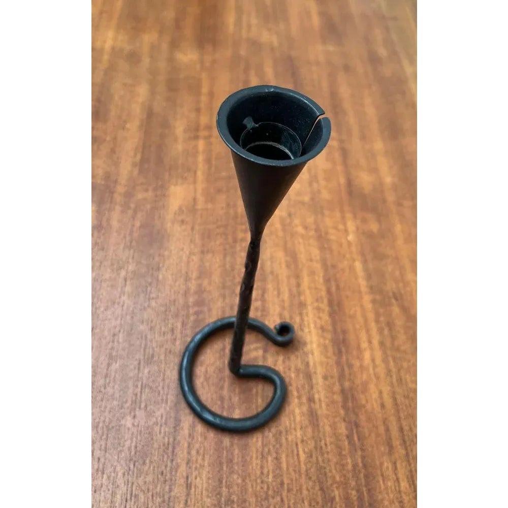 Candelabro de hierro forjado de mediados de siglo, años 60 Moderno de mediados de siglo en venta