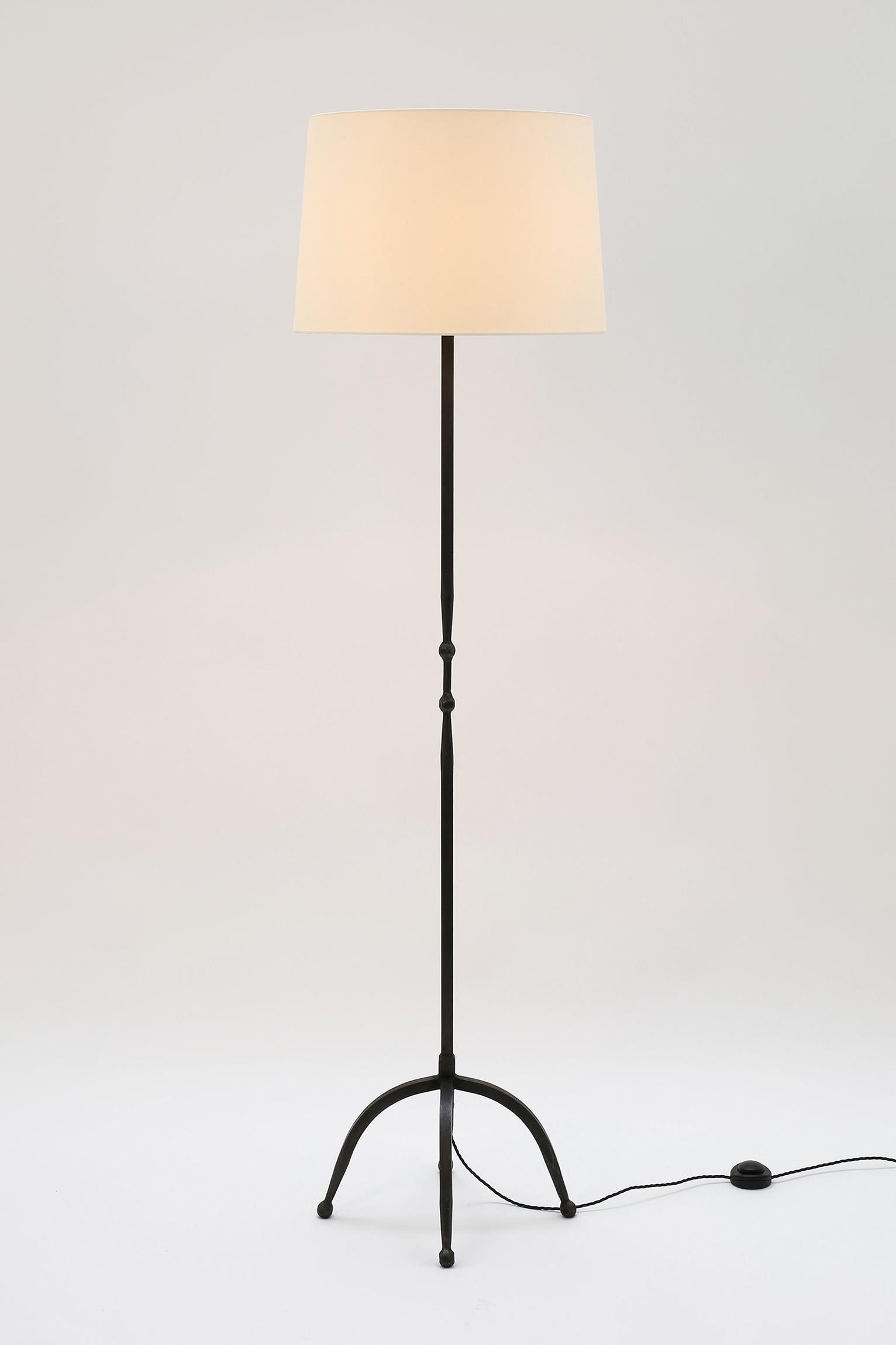 Mid-Century Wrought Iron Floor Lamp In Good Condition In London, GB