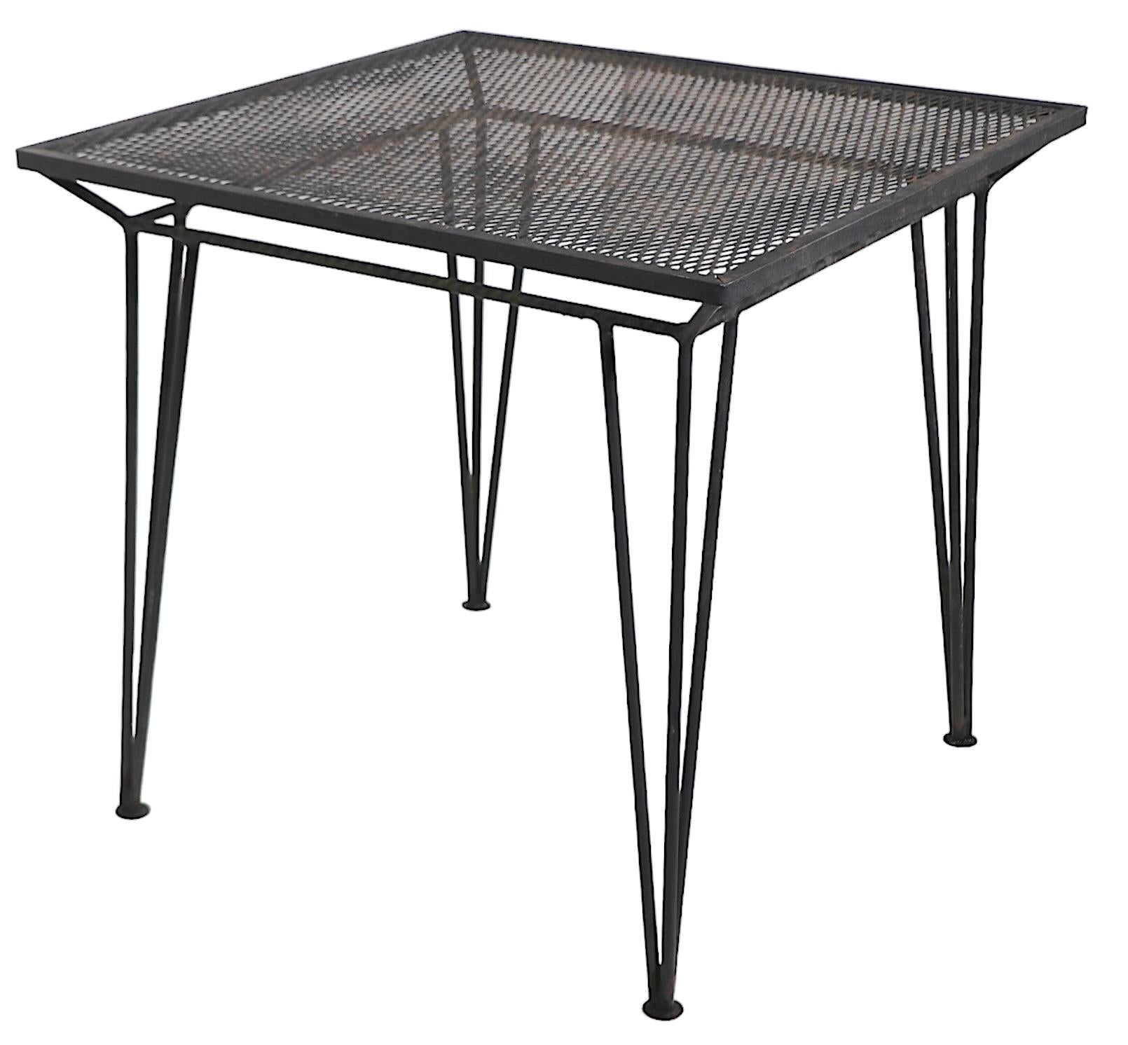 Mid-Century moderno Tavolo da pranzo da giardino in ferro battuto di metà secolo di Salterini att. a Tempestini in vendita