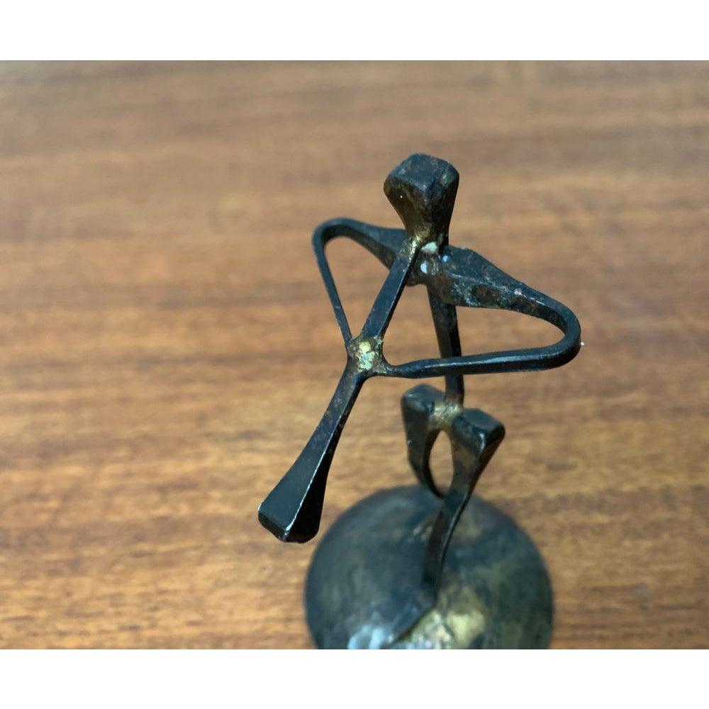Figurina di pifferaio in ferro battuto del 1960, ferro di cavallo, 1960 in vendita 1