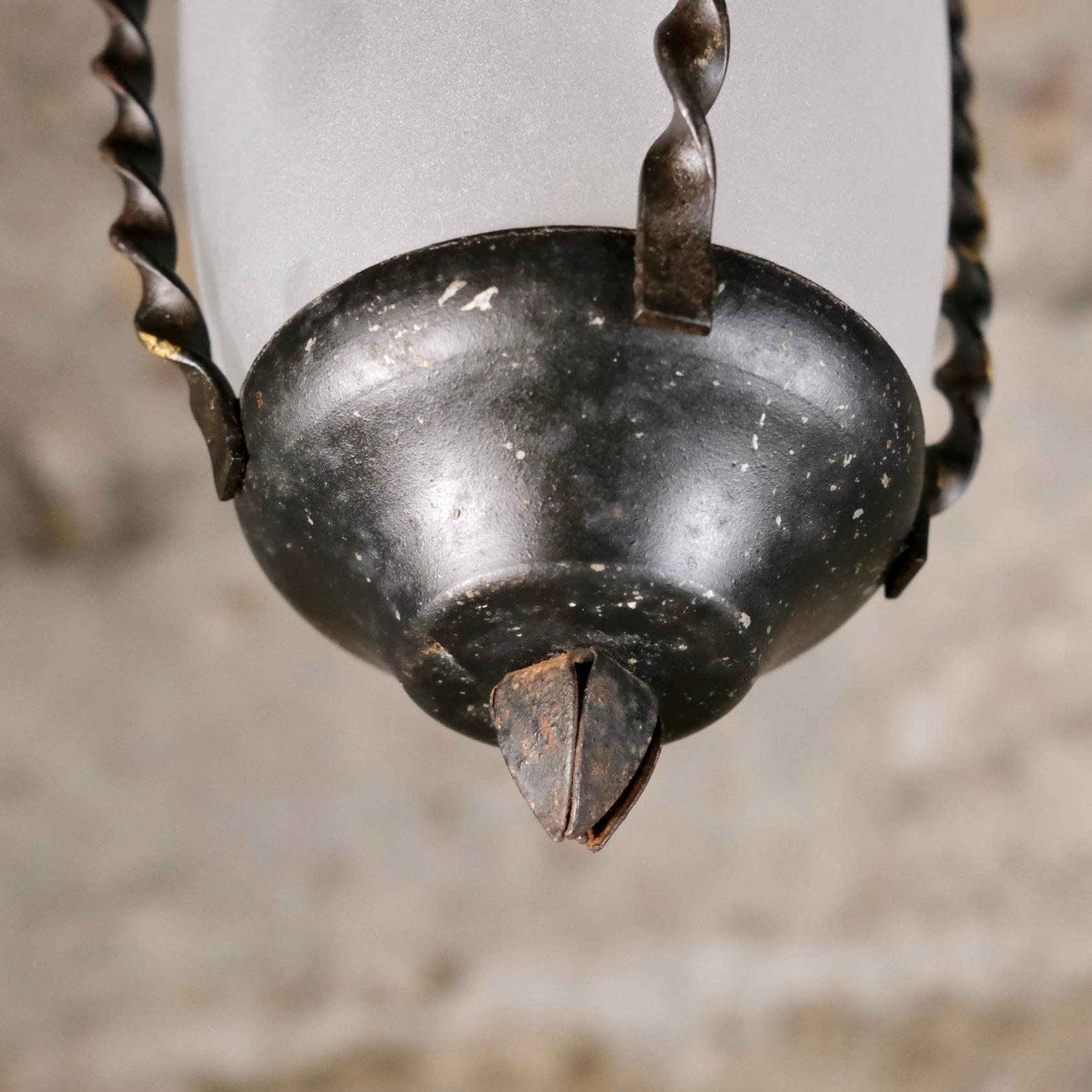 Farol de hierro forjado de mediados de siglo, Francia, años 50 en venta 5