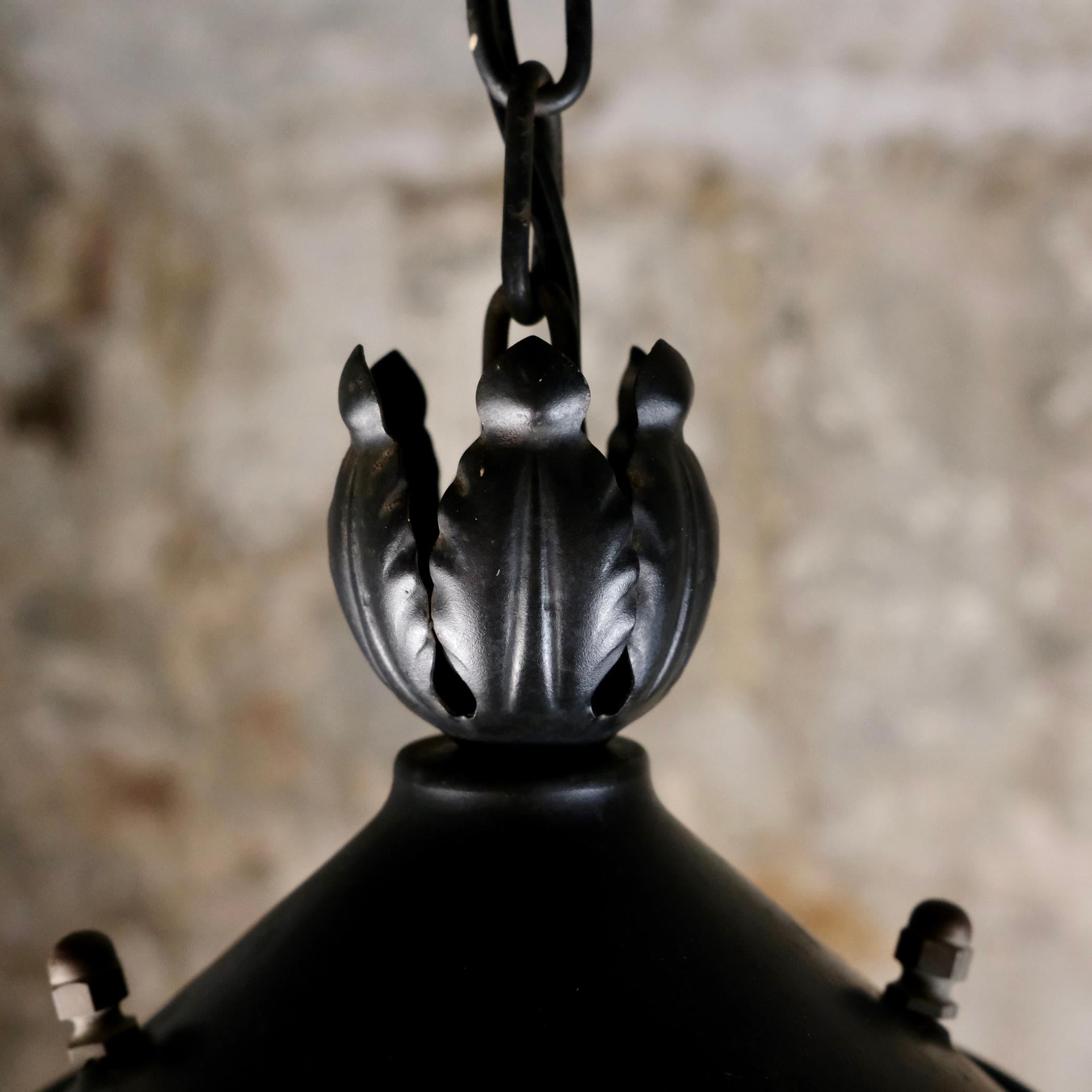 Farol de hierro forjado de mediados de siglo, Francia, años 50 en venta 7