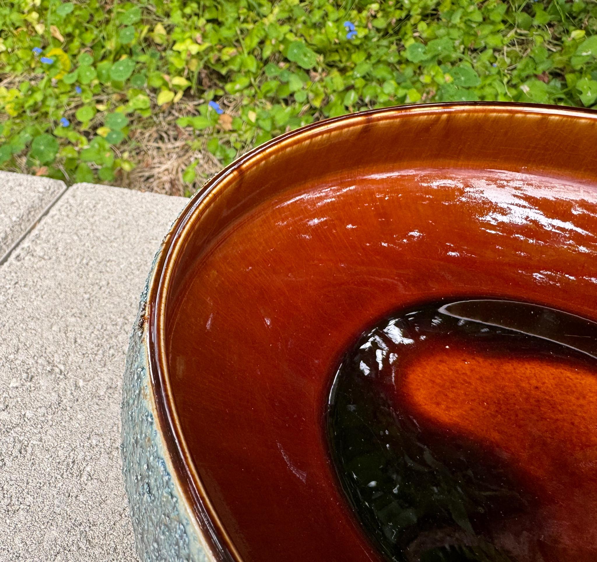 Fioriera Ikebana in ceramica con smalto lavico Yamasan di metà secolo, Giappone, 1960 ca. in vendita 2